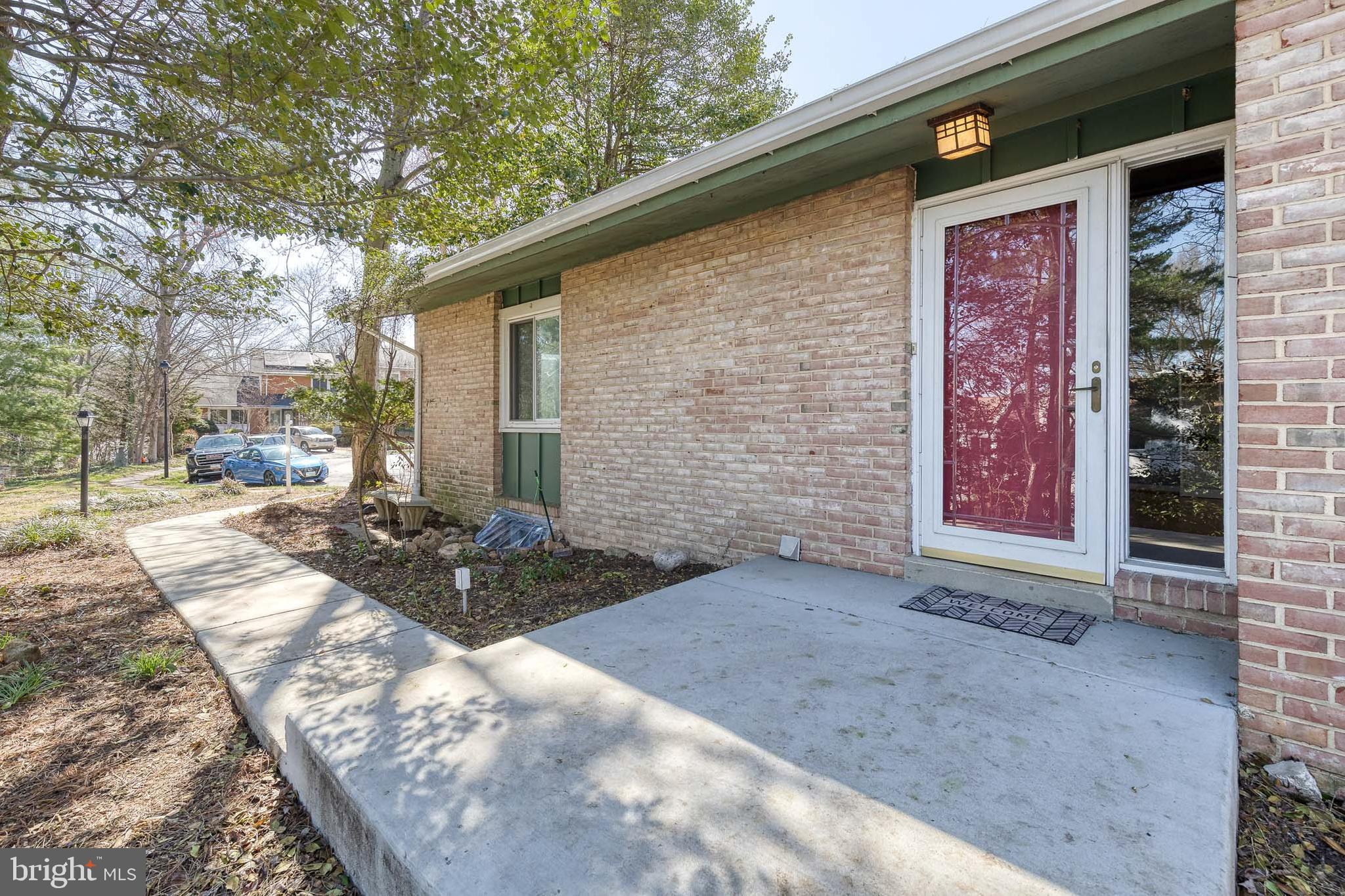 10311 CRIMSON TREE COURT