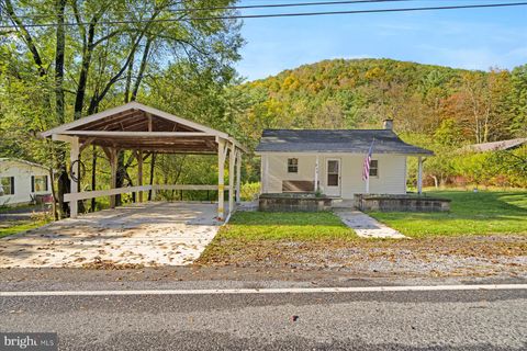 Photo of 759 Rattlesnake Pike, JULIAN, PA 16844 (MLS # PACE2516568)
