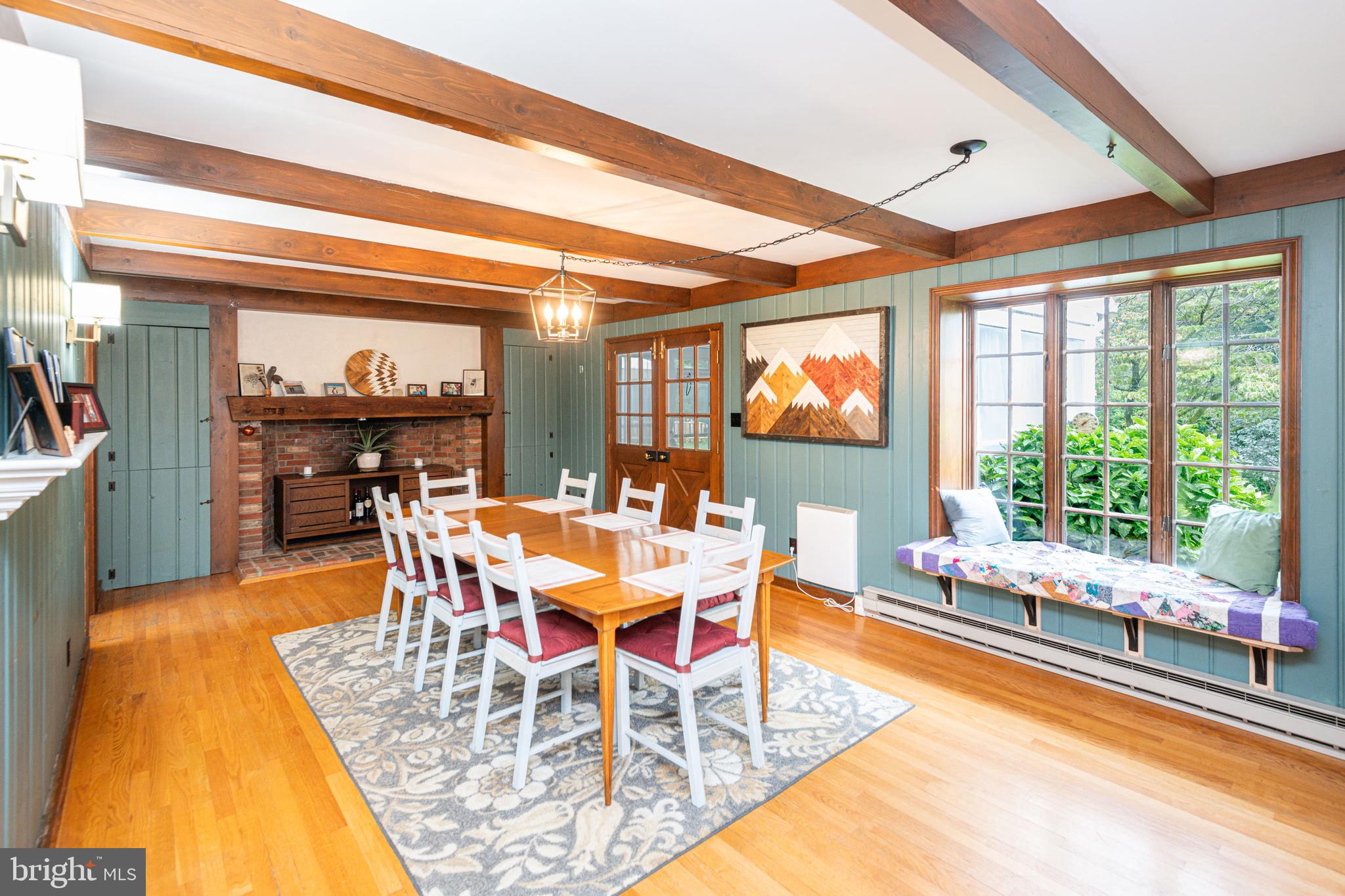 SPRING VALLEY - Residential