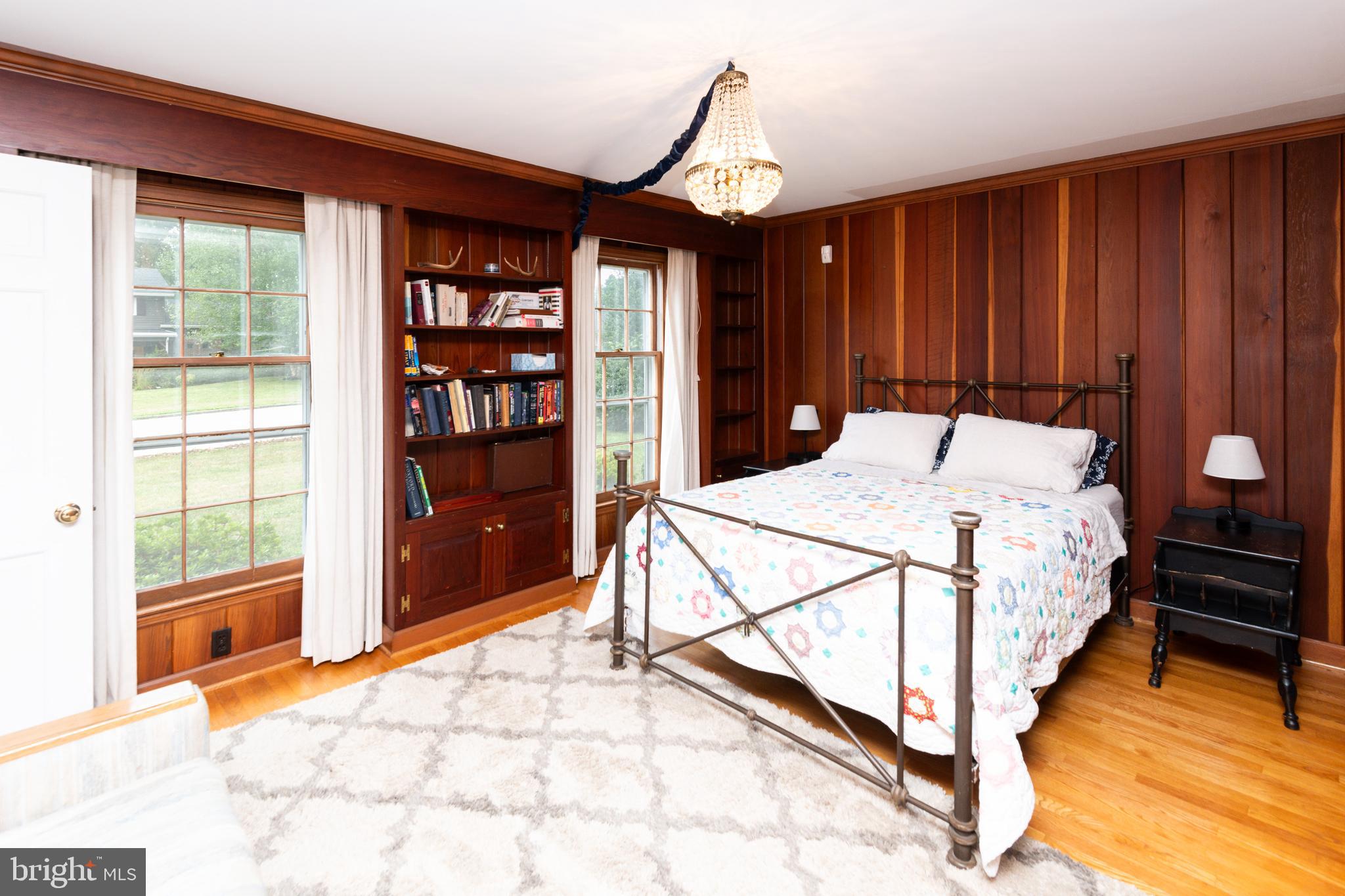 SPRING VALLEY - Residential