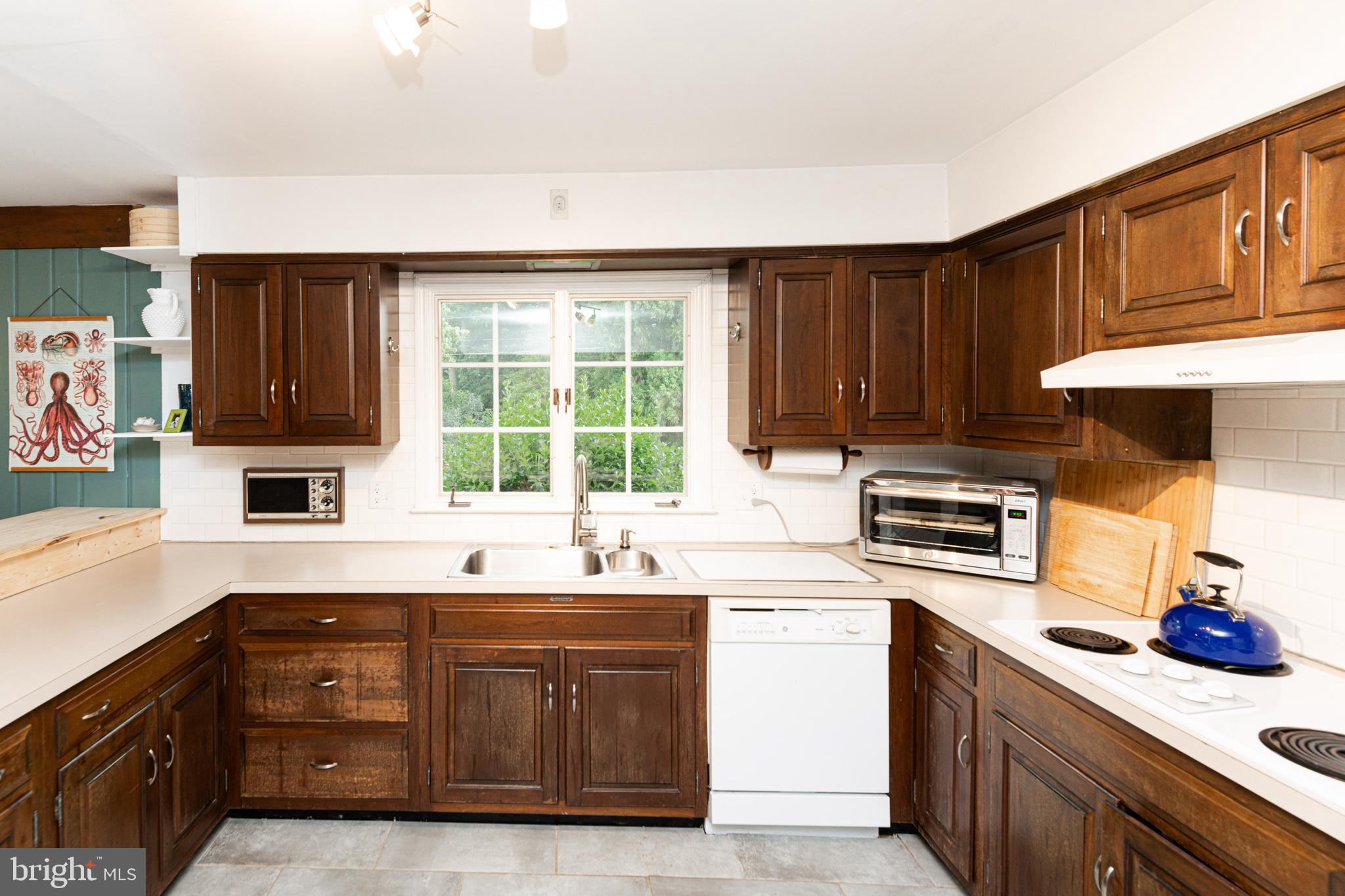 SPRING VALLEY - Residential