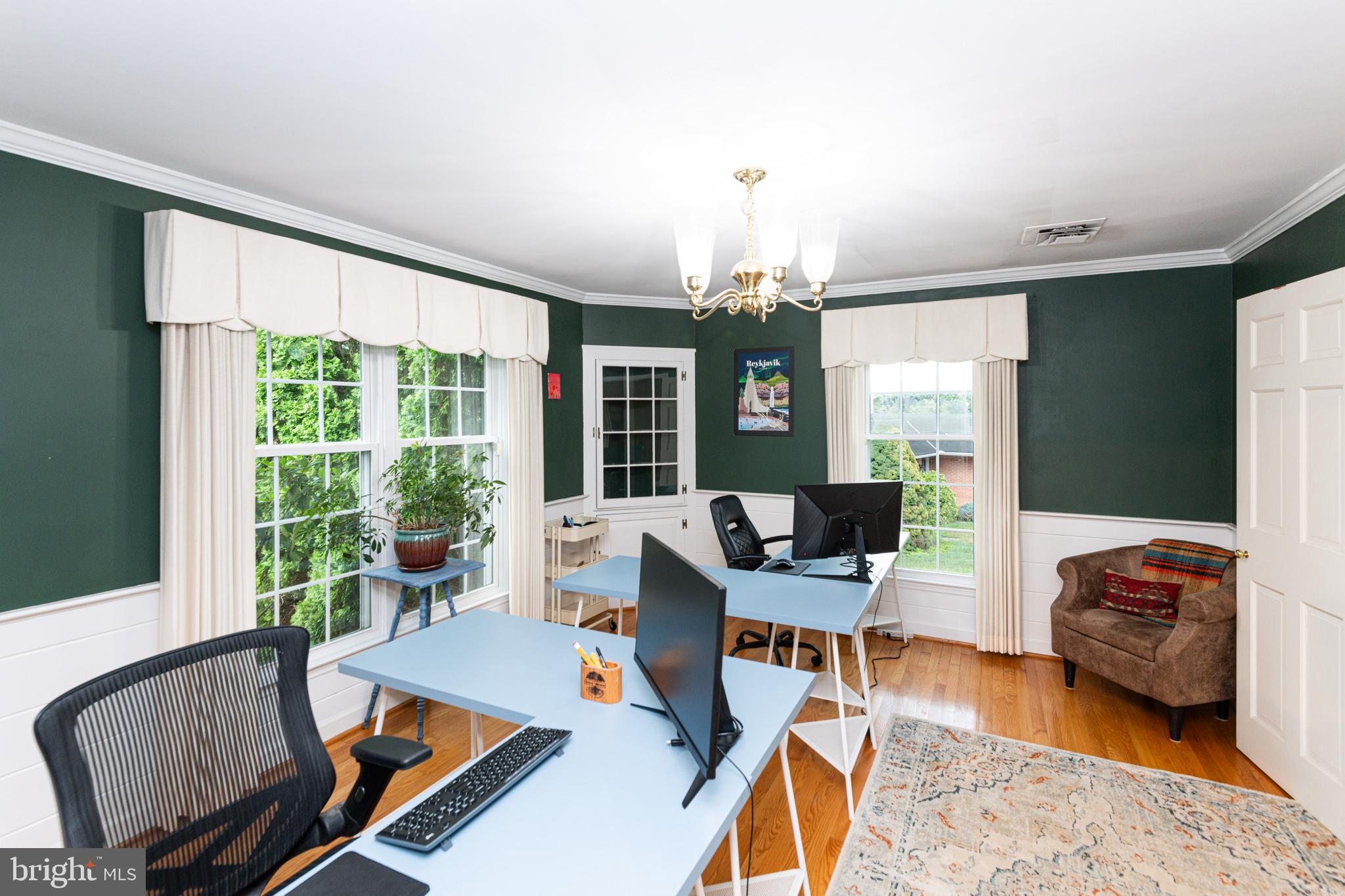 SPRING VALLEY - Residential