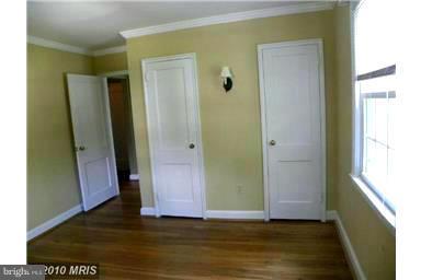 COMMONS OF ARLINGTON - Residential Lease