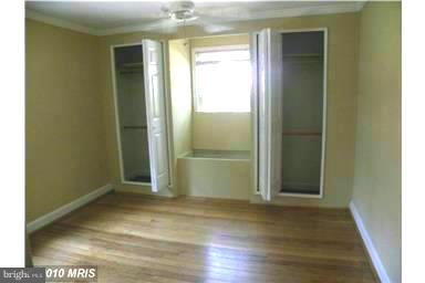 COMMONS OF ARLINGTON - Residential Lease