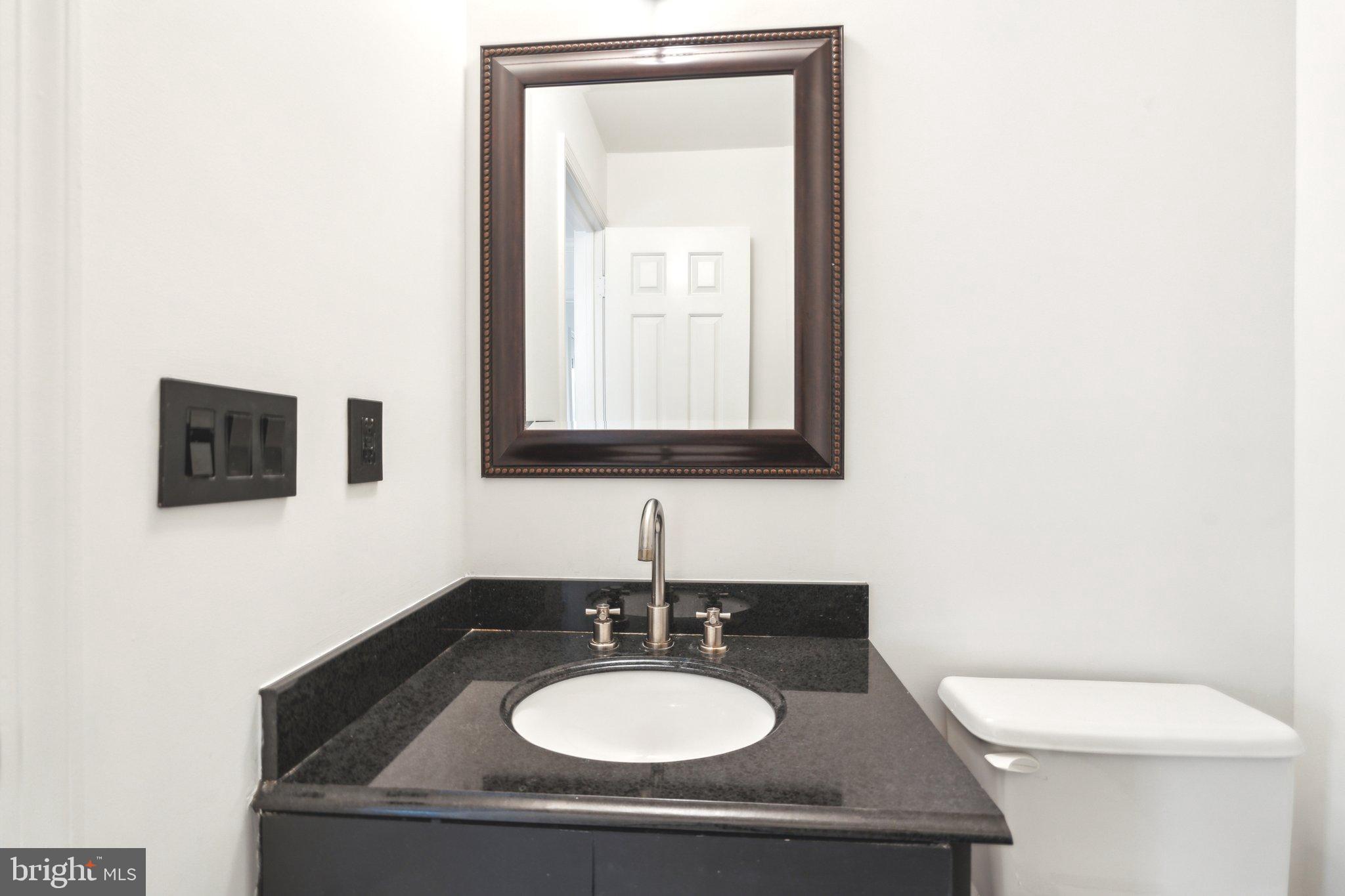 SEVEN LOCKS HILLS - Residential