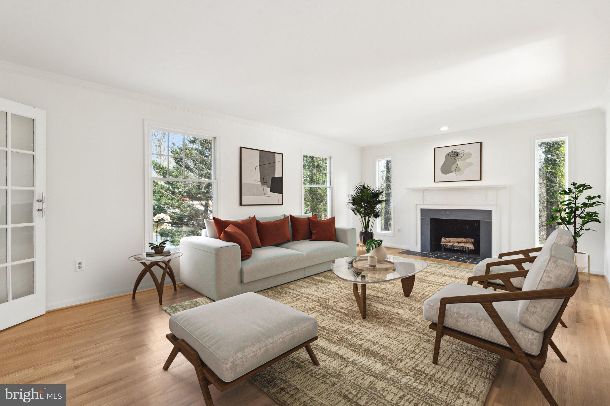 SEVEN LOCKS HILLS - Residential