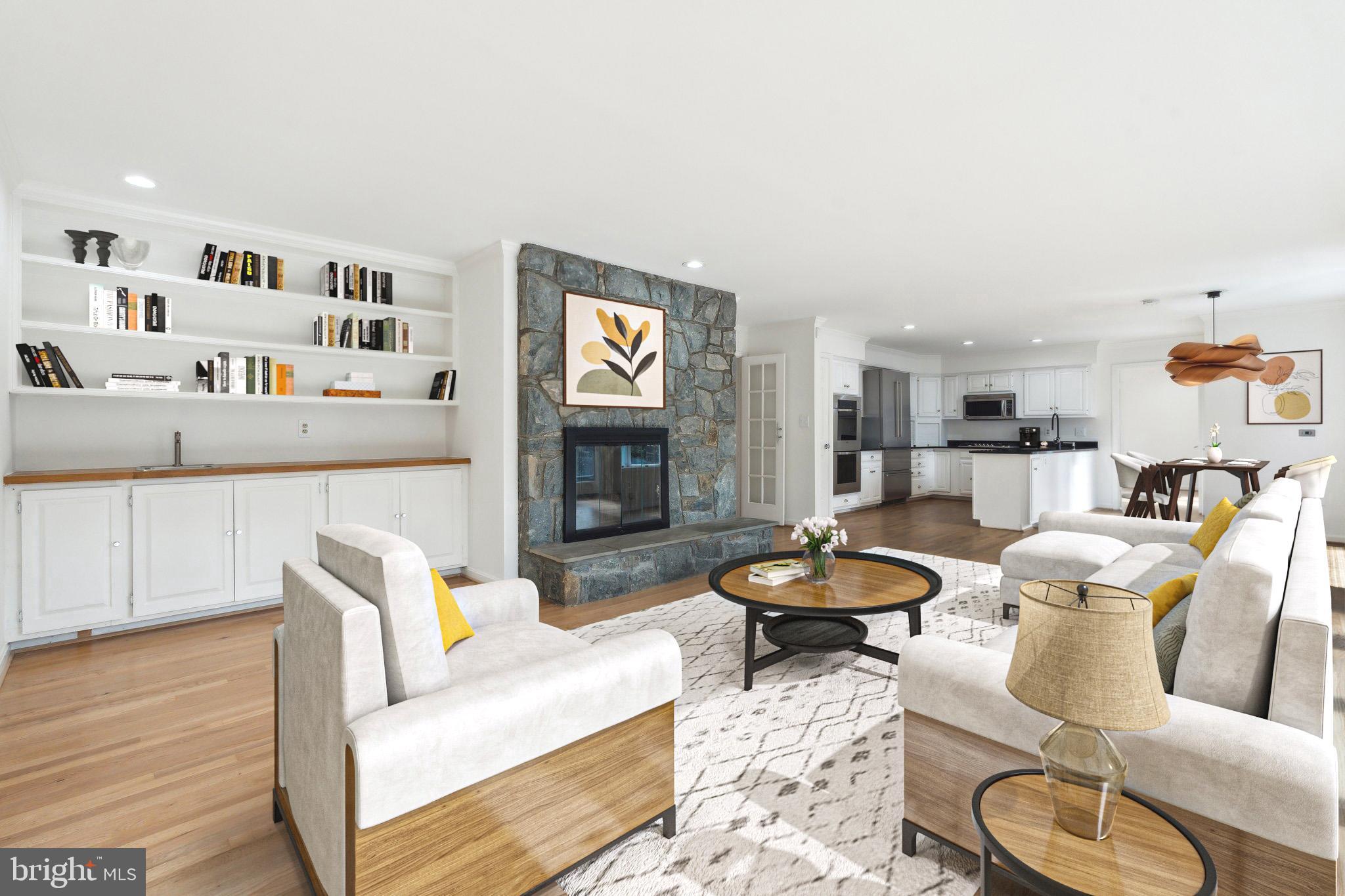 SEVEN LOCKS HILLS - Residential