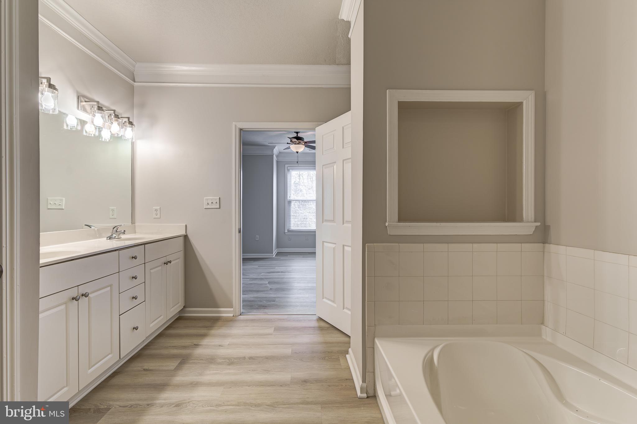 WESTCHESTER AT STRATFORD - Residential