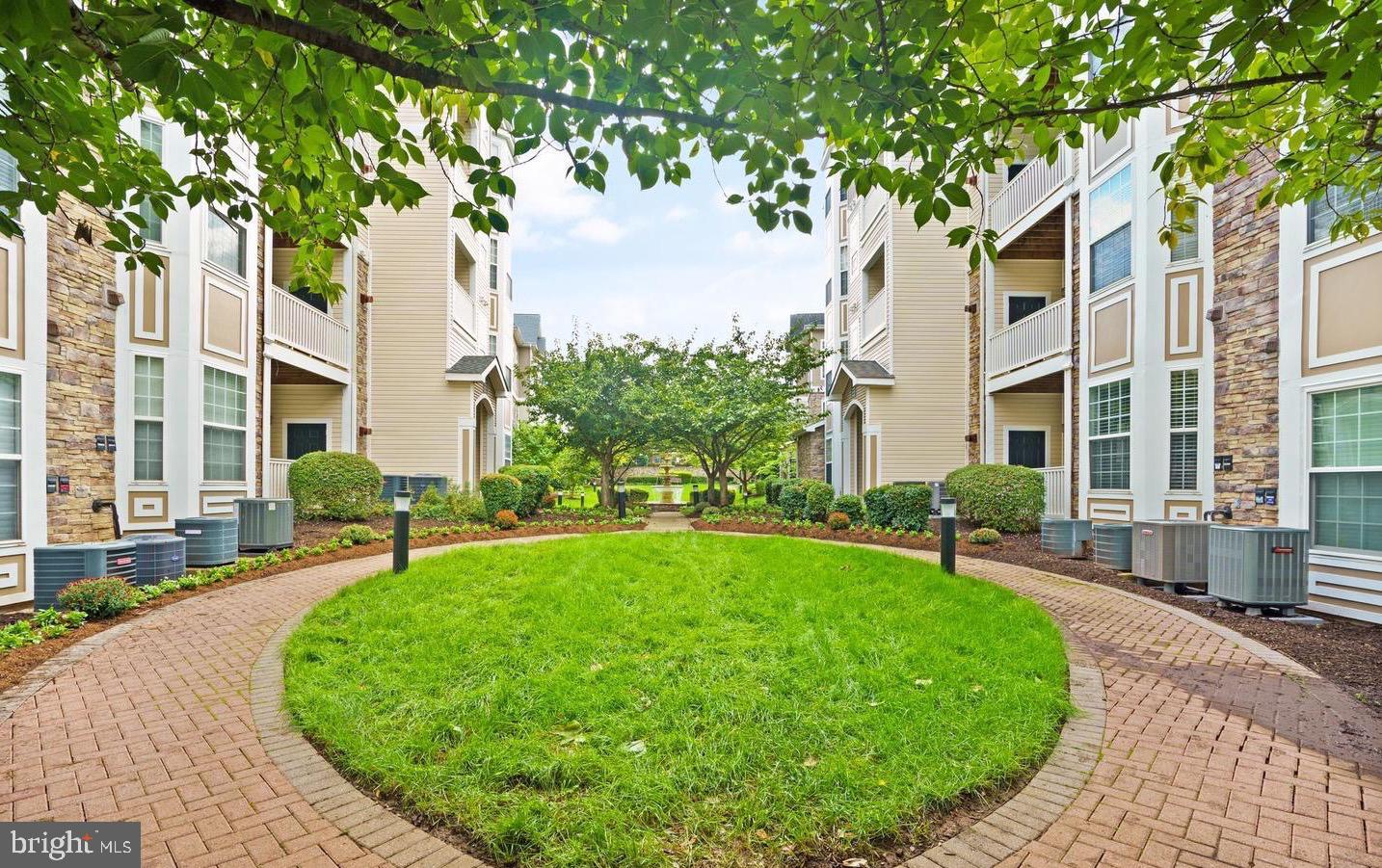 WESTCHESTER AT STRATFORD - Residential