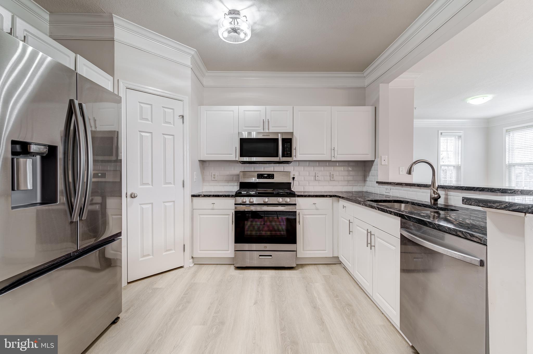 WESTCHESTER AT STRATFORD - Residential