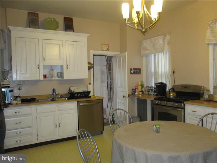 UNIVERSITY CITY - Residential