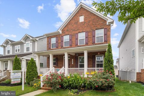135 LIMPKIN AVENUE CLARKSBURG MD 20871