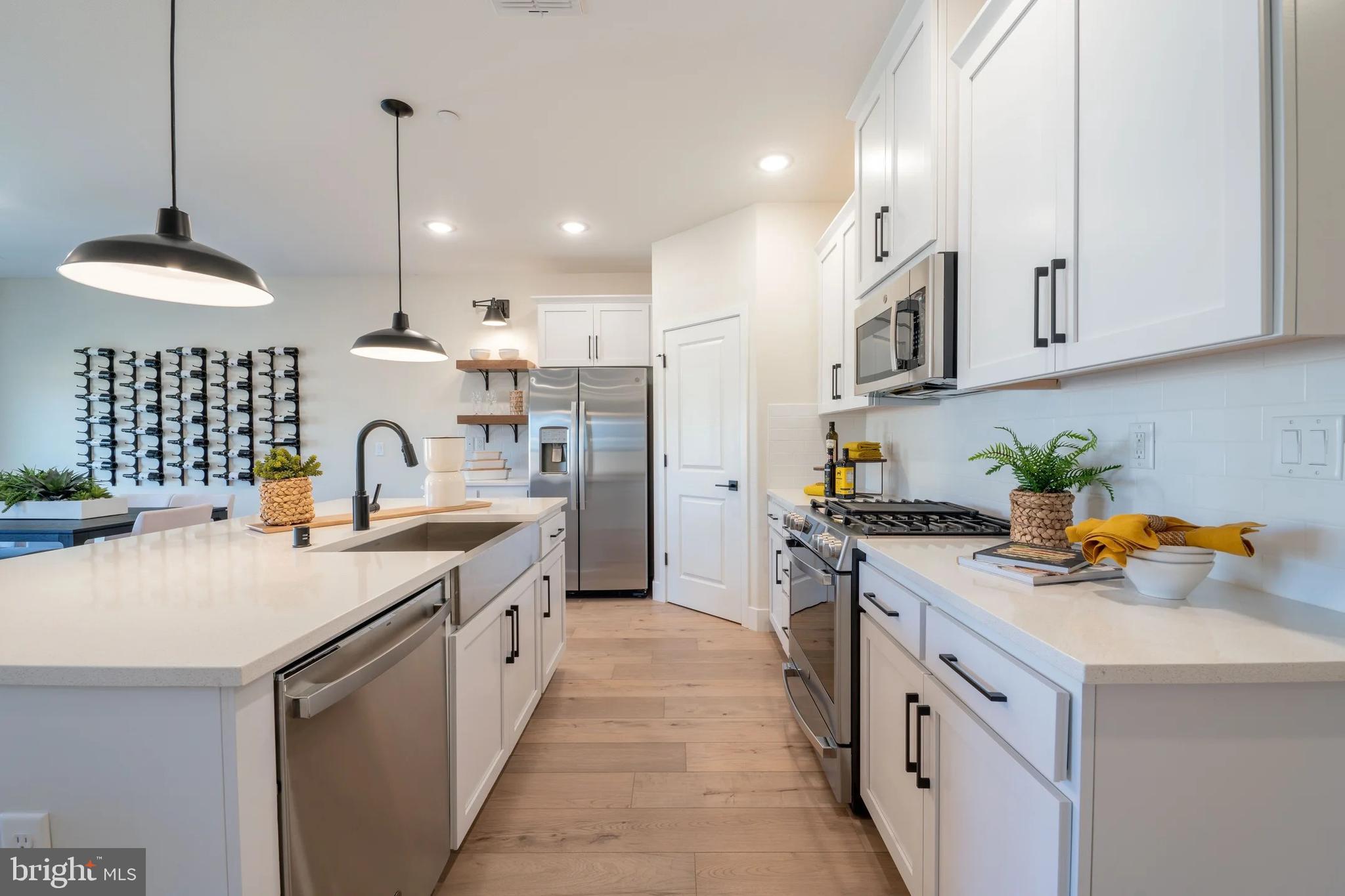 HUNTWELL WEST - Residential