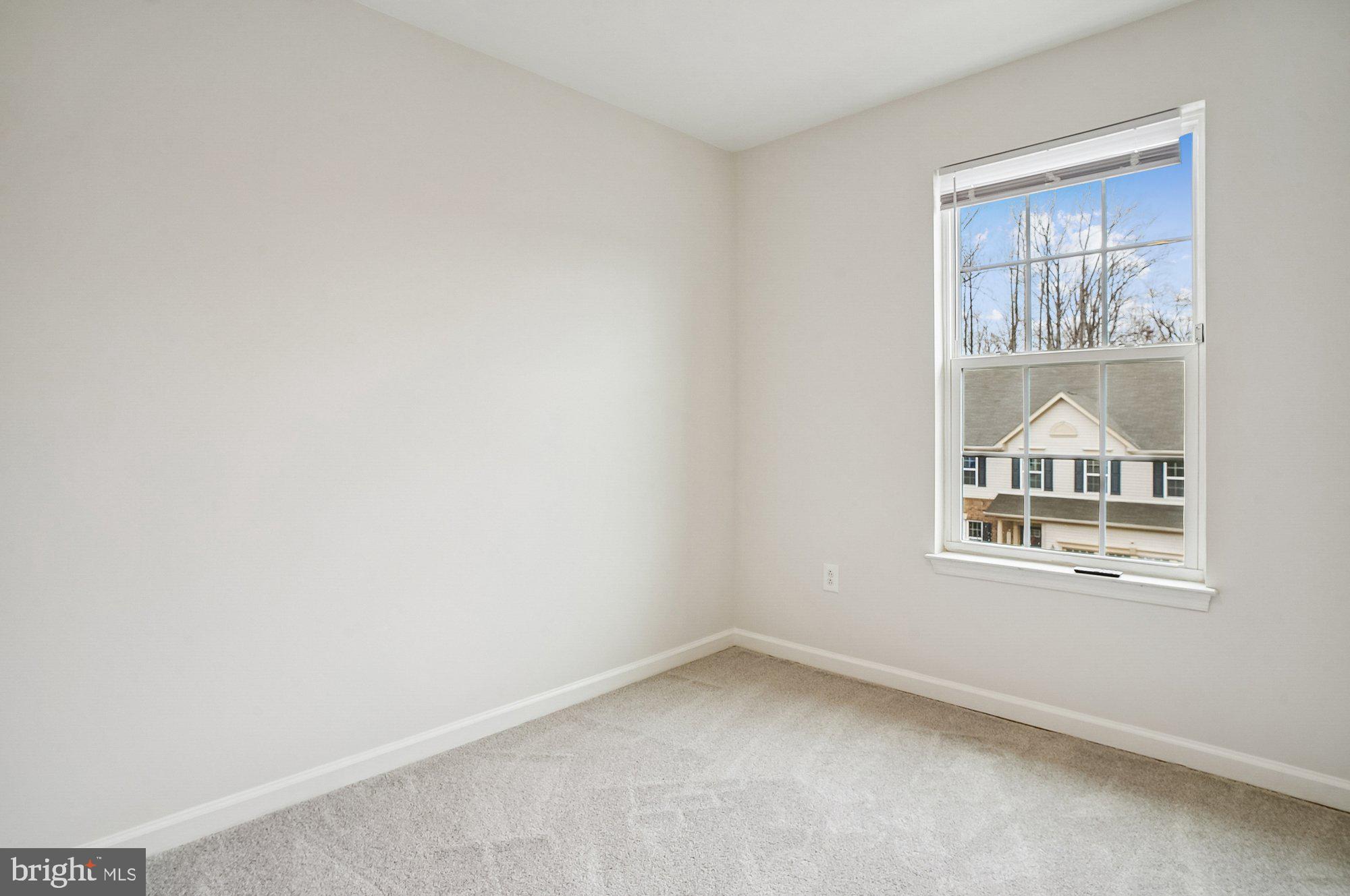 FIELDSIDE AT ST CHARLES - Residential