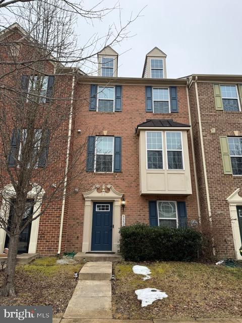 FIELDSIDE AT ST CHARLES - Residential