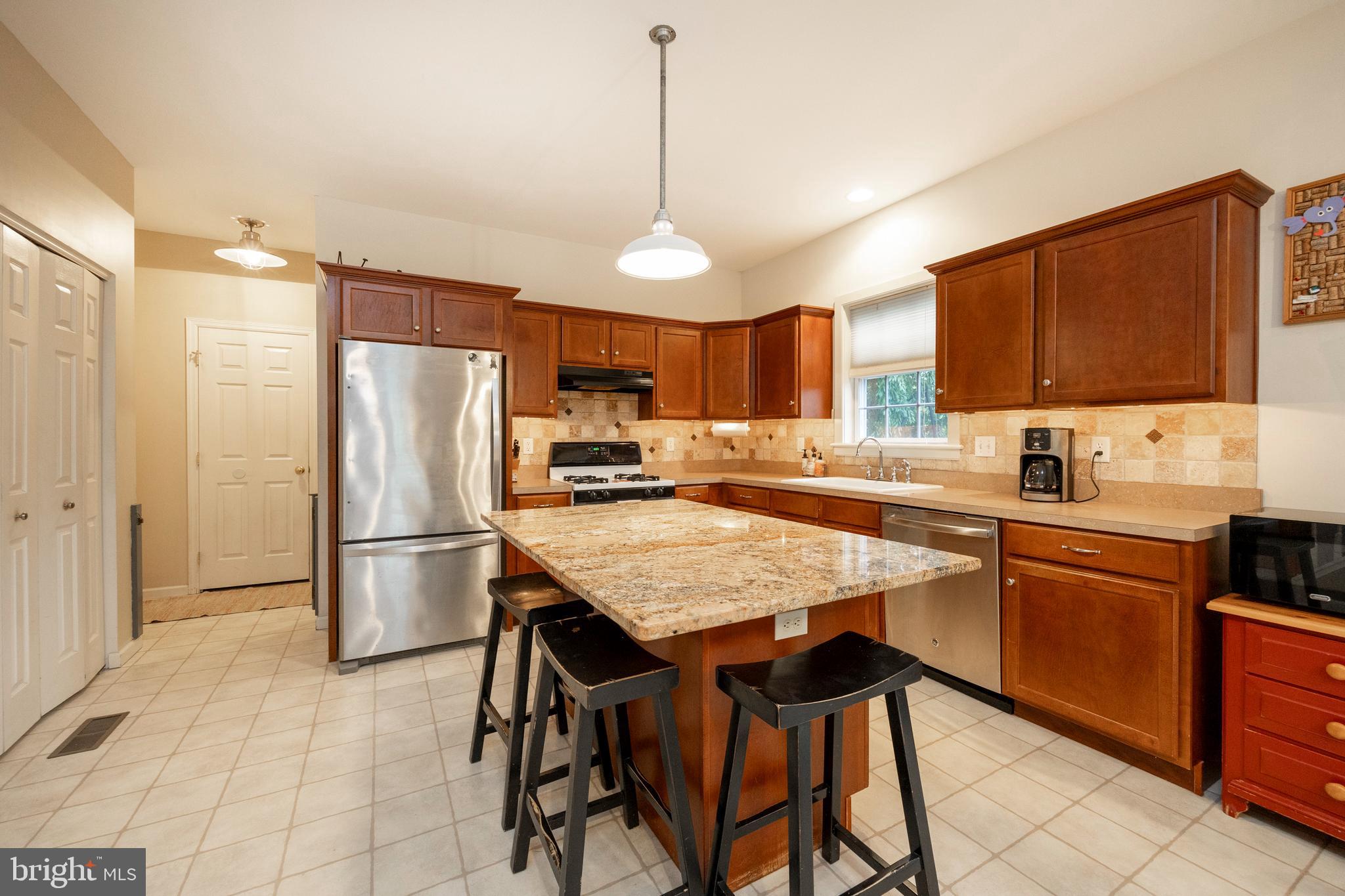 HILLBROOK FARMS - Residential