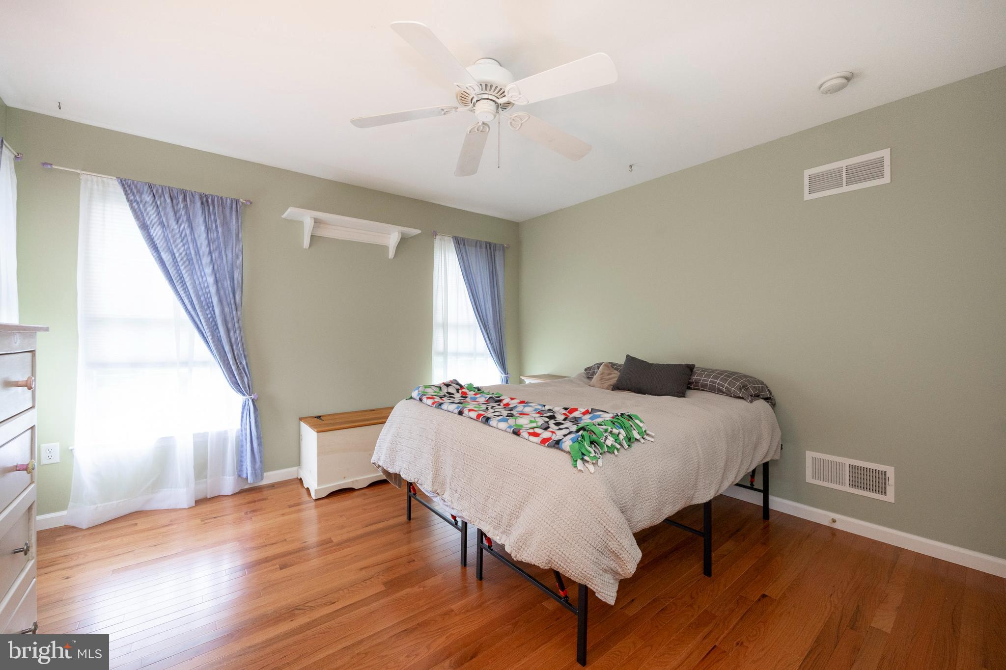 HILLBROOK FARMS - Residential