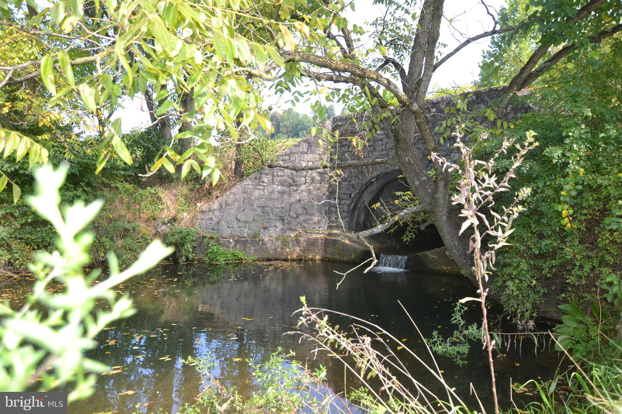 HILLBROOK FARMS - Residential