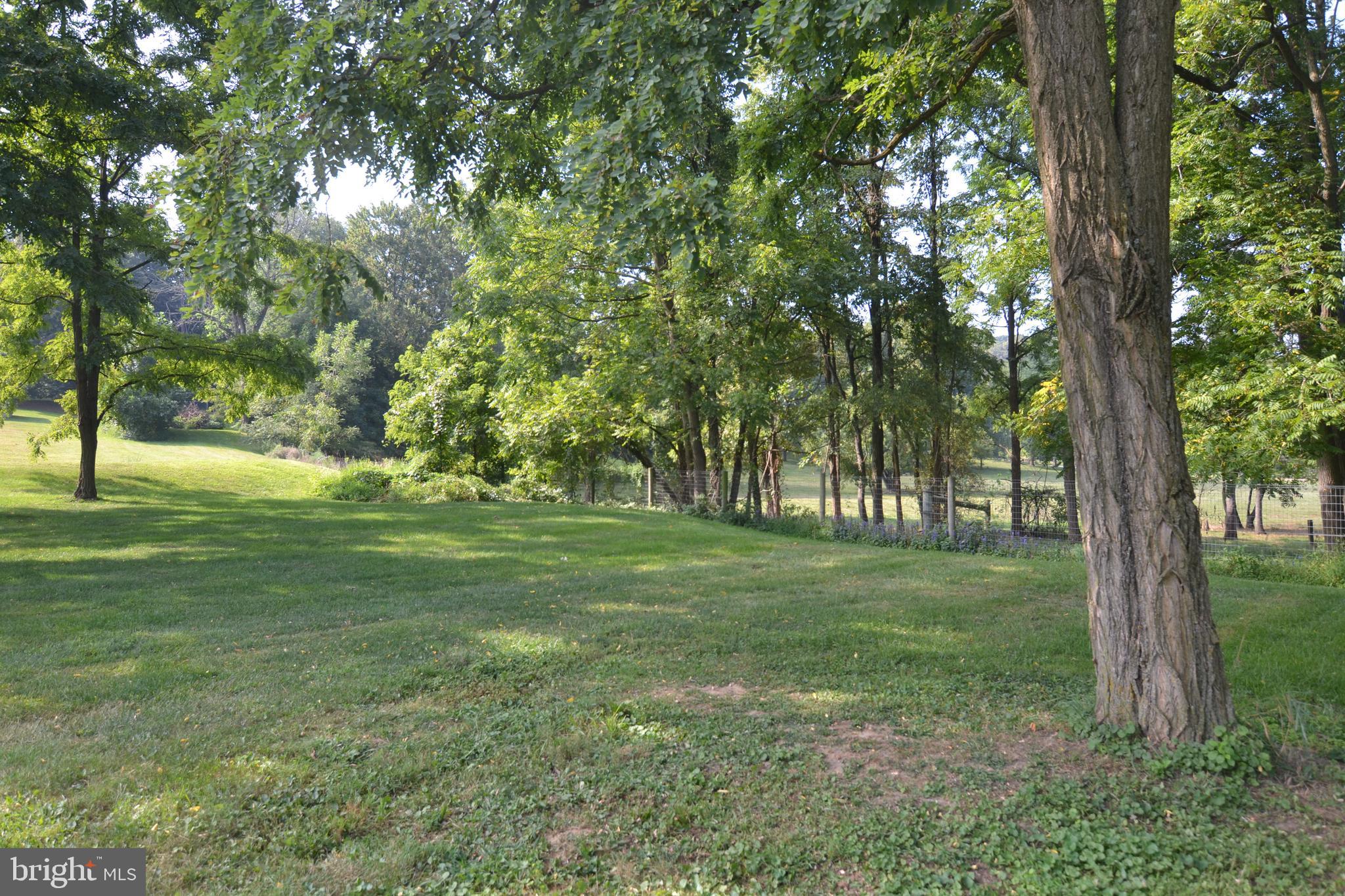 HILLBROOK FARMS - Residential