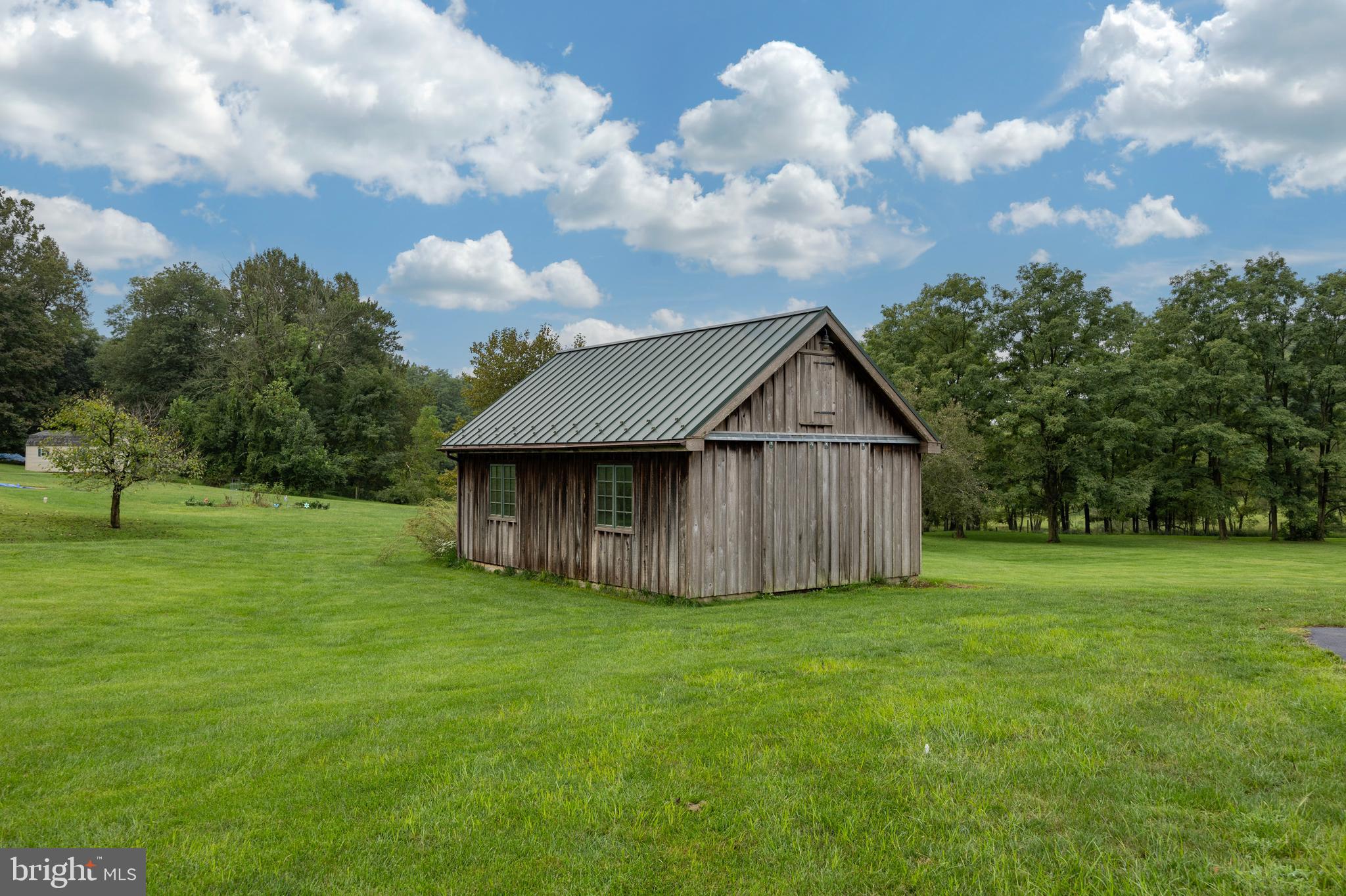 HILLBROOK FARMS - Residential