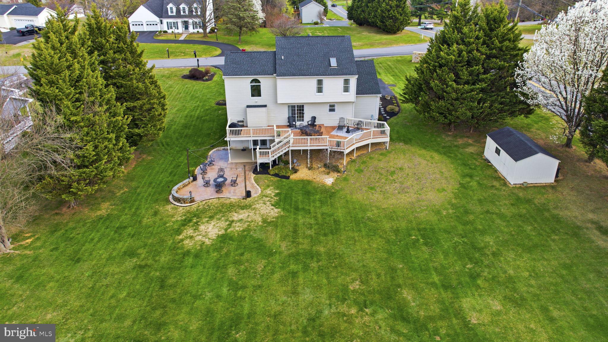 HOLLIS MANOR - Residential