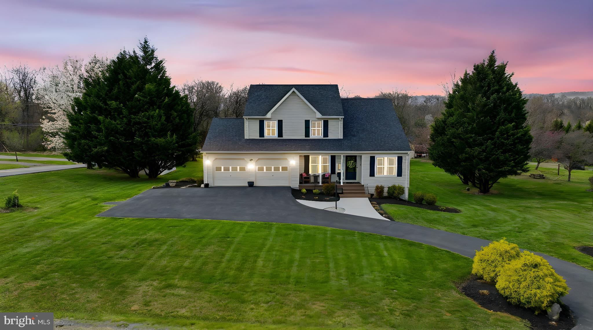 HOLLIS MANOR - Residential