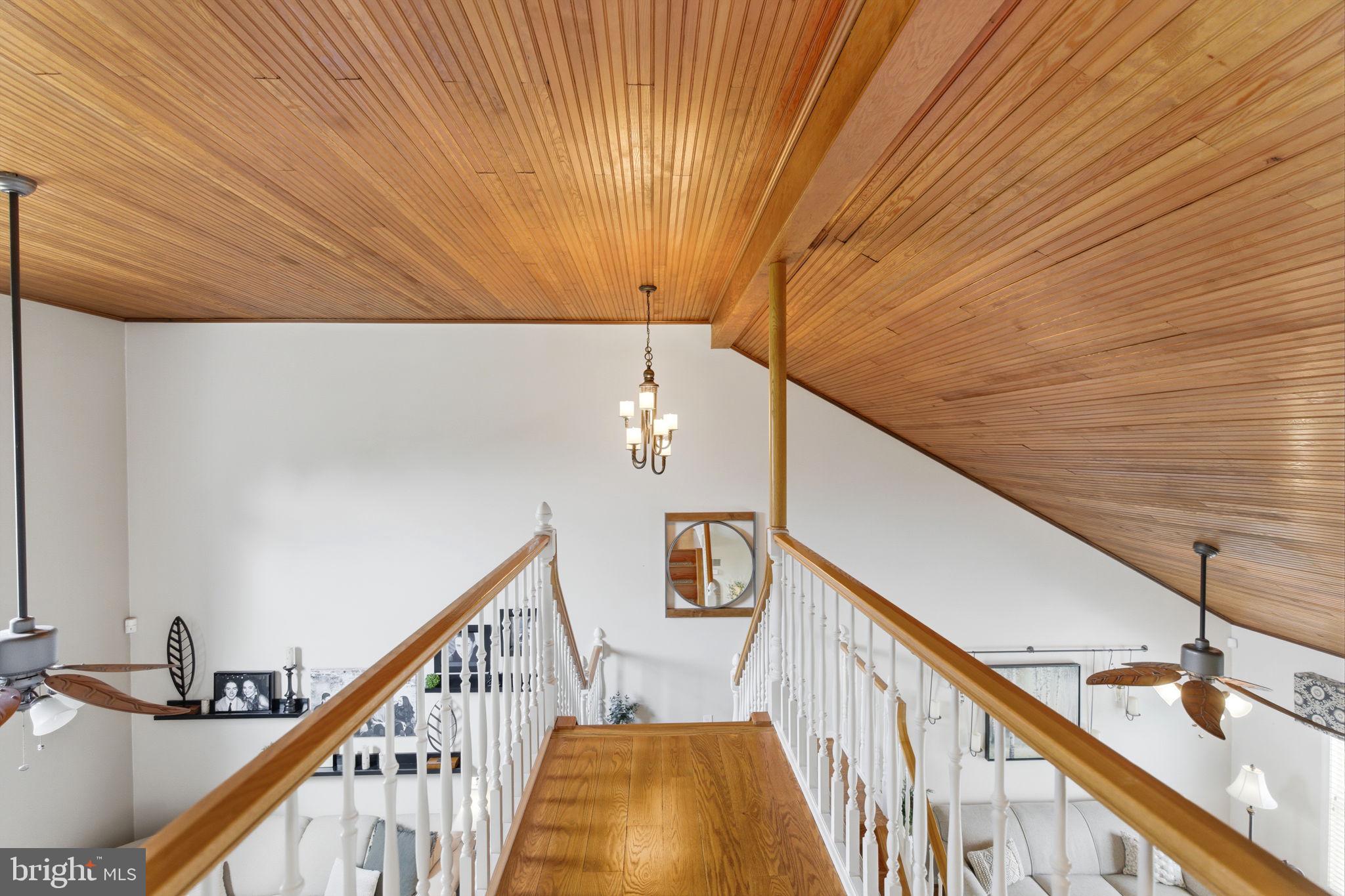 HOLLIS MANOR - Residential