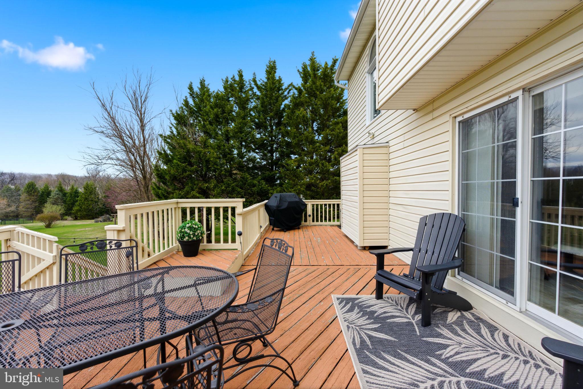 HOLLIS MANOR - Residential