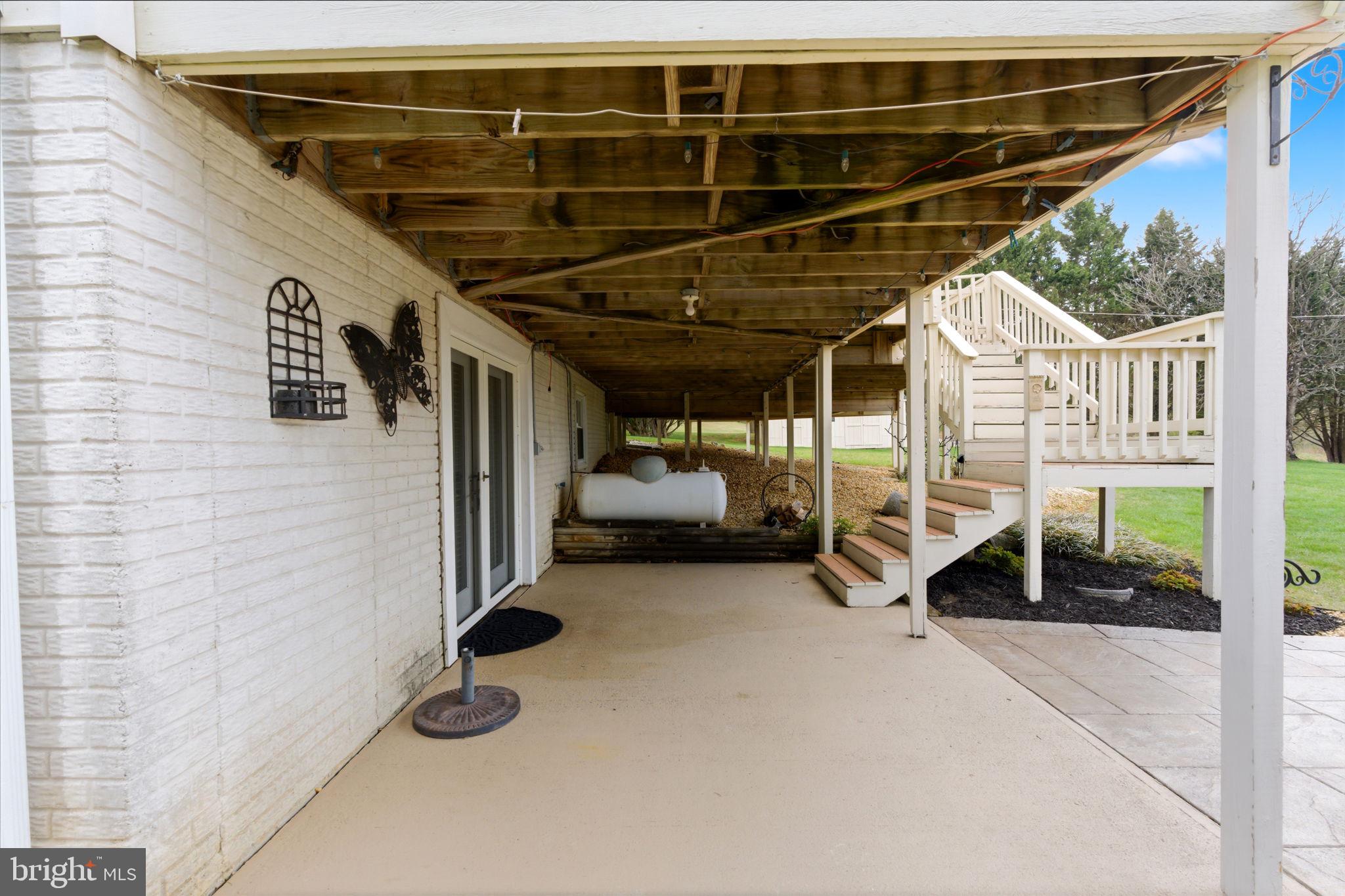 HOLLIS MANOR - Residential