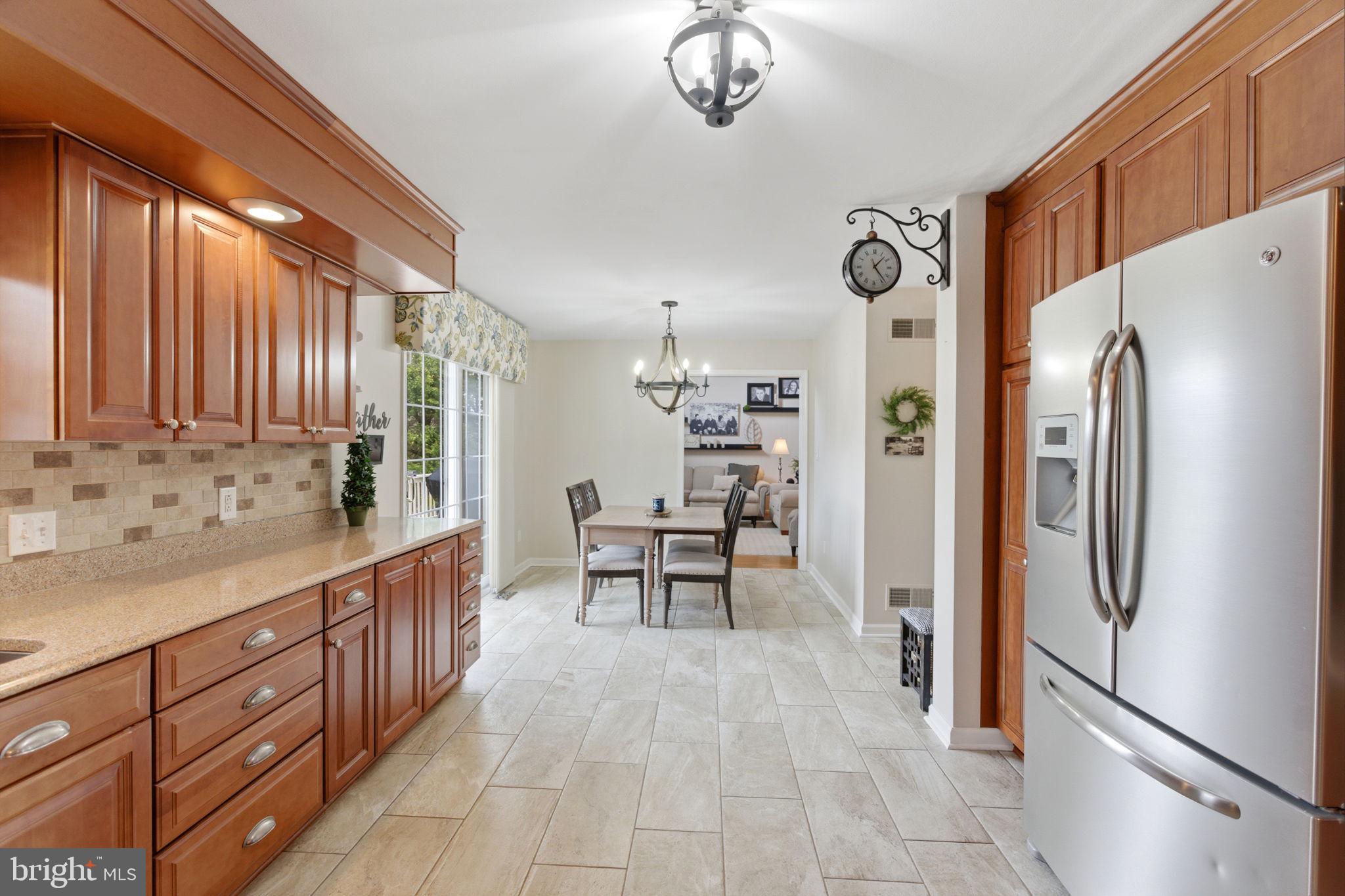 HOLLIS MANOR - Residential