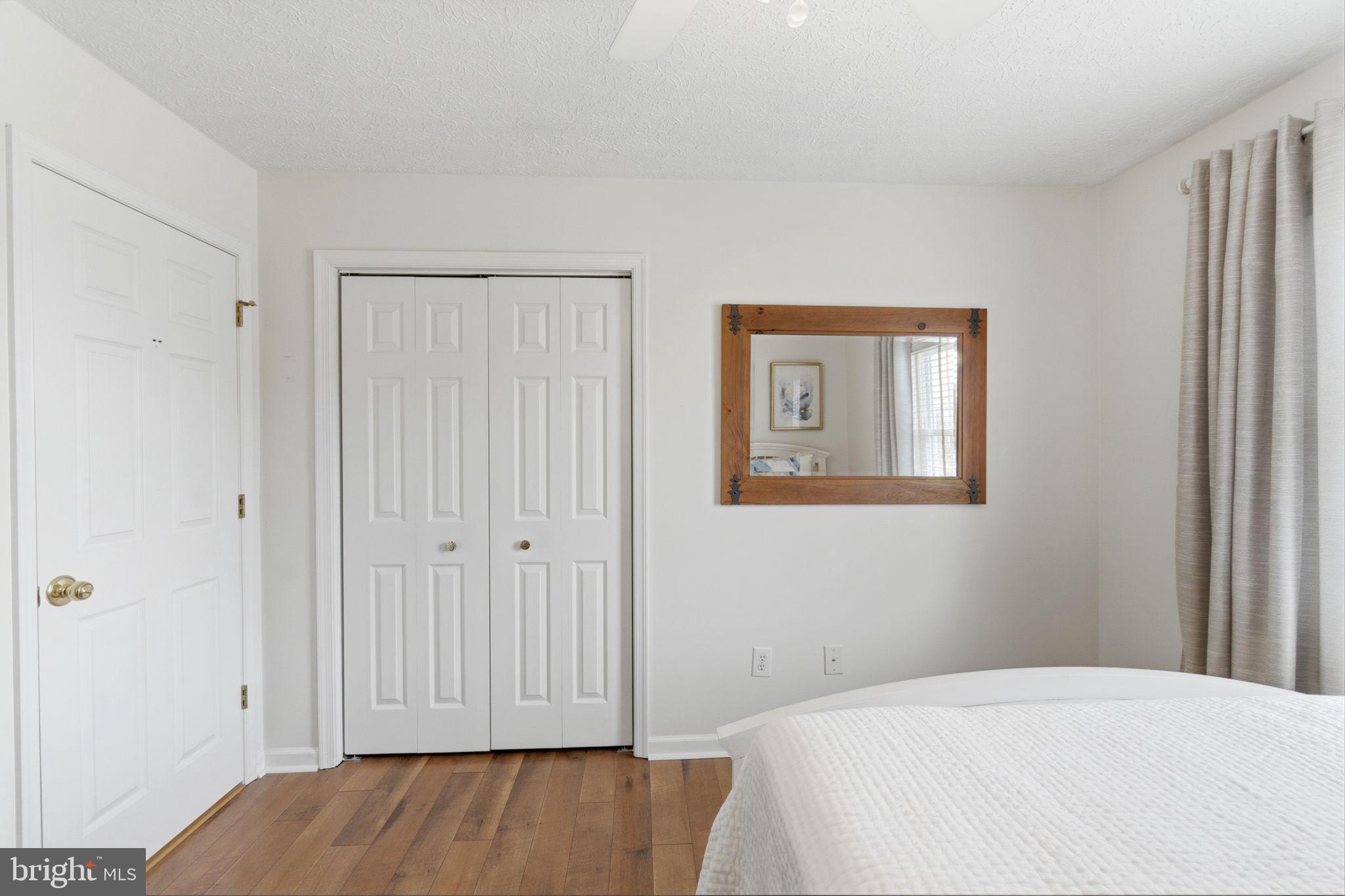 HOLLIS MANOR - Residential