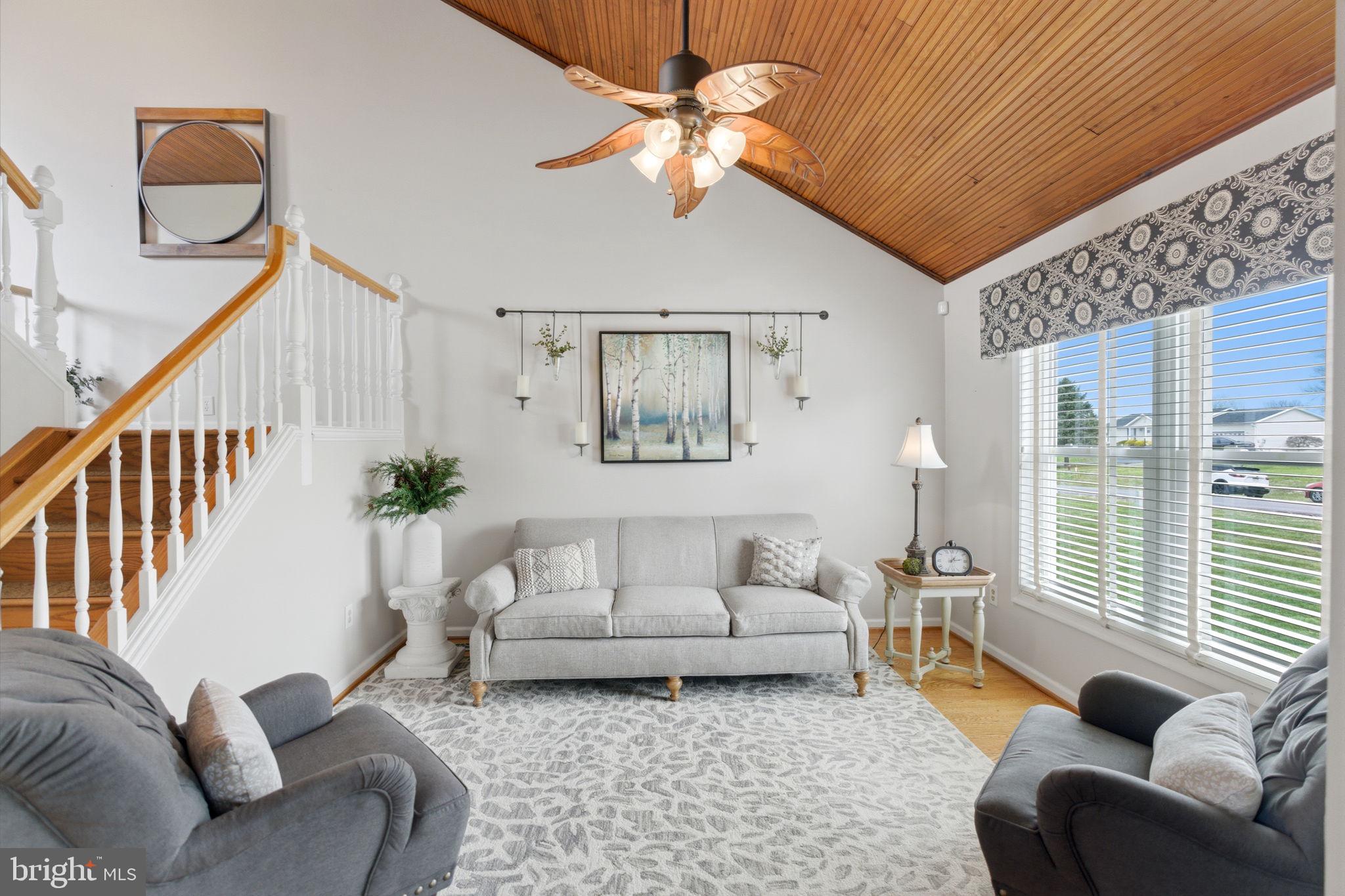 HOLLIS MANOR - Residential