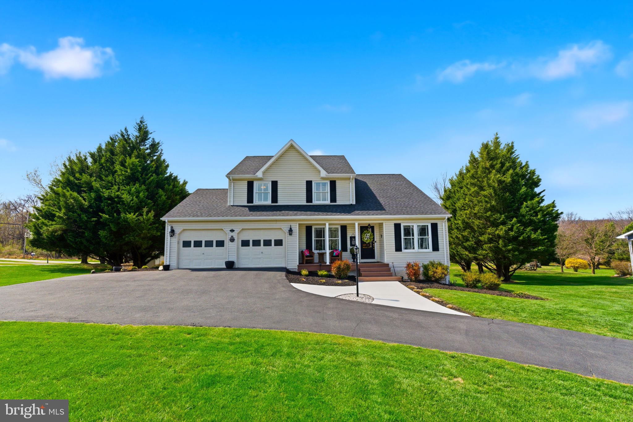 HOLLIS MANOR - Residential