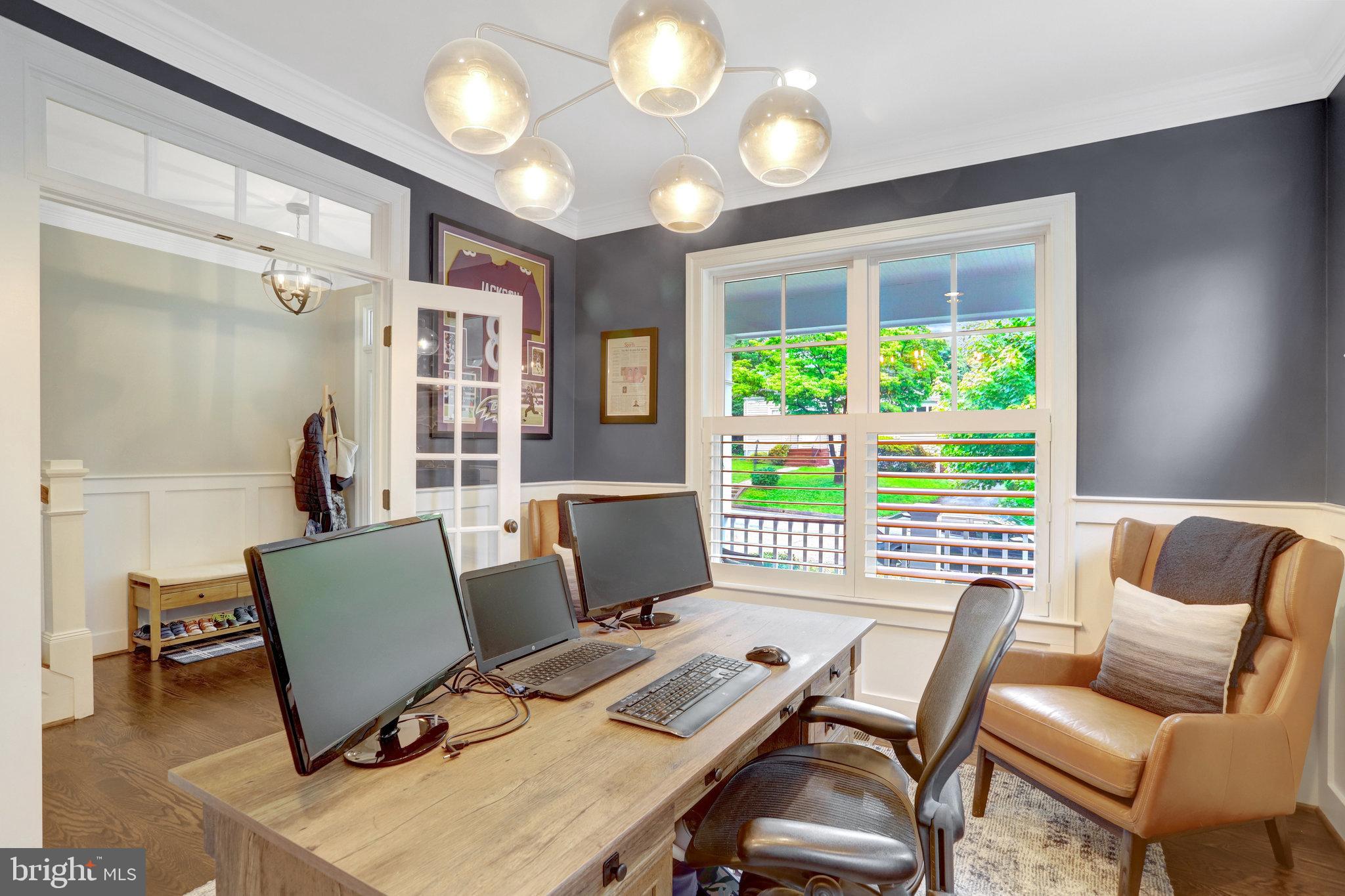 LEXINGTON VILLAGE - Residential