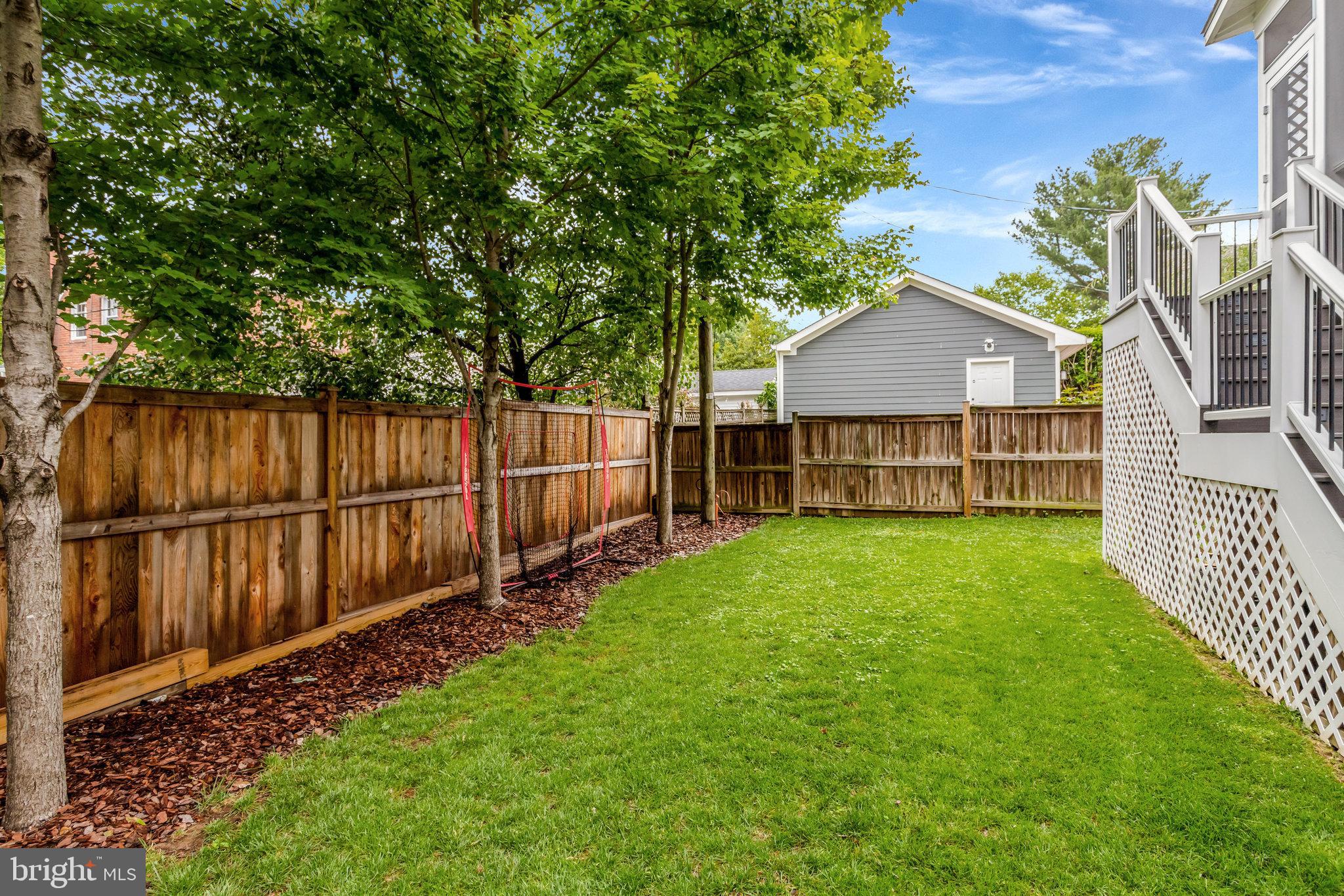 LEXINGTON VILLAGE - Residential