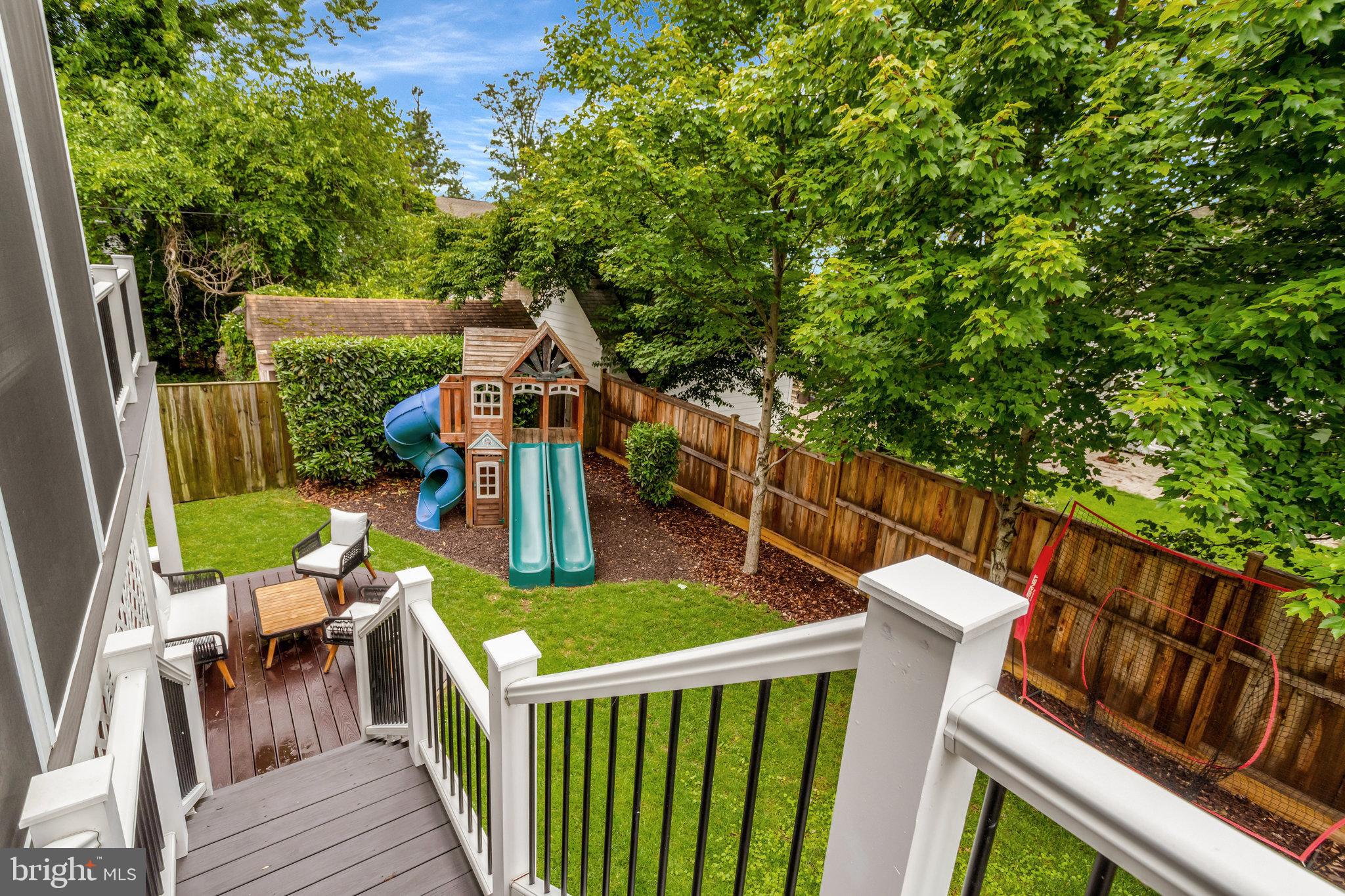 LEXINGTON VILLAGE - Residential