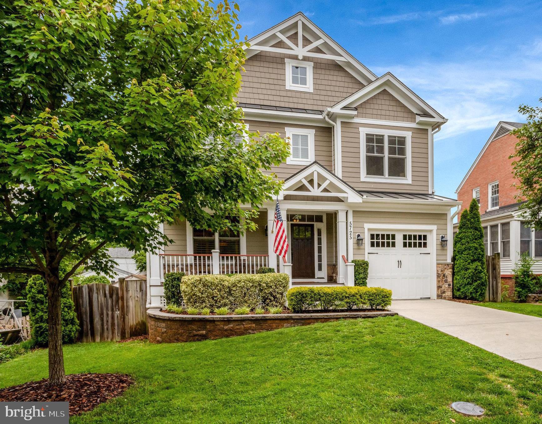 LEXINGTON VILLAGE - Residential