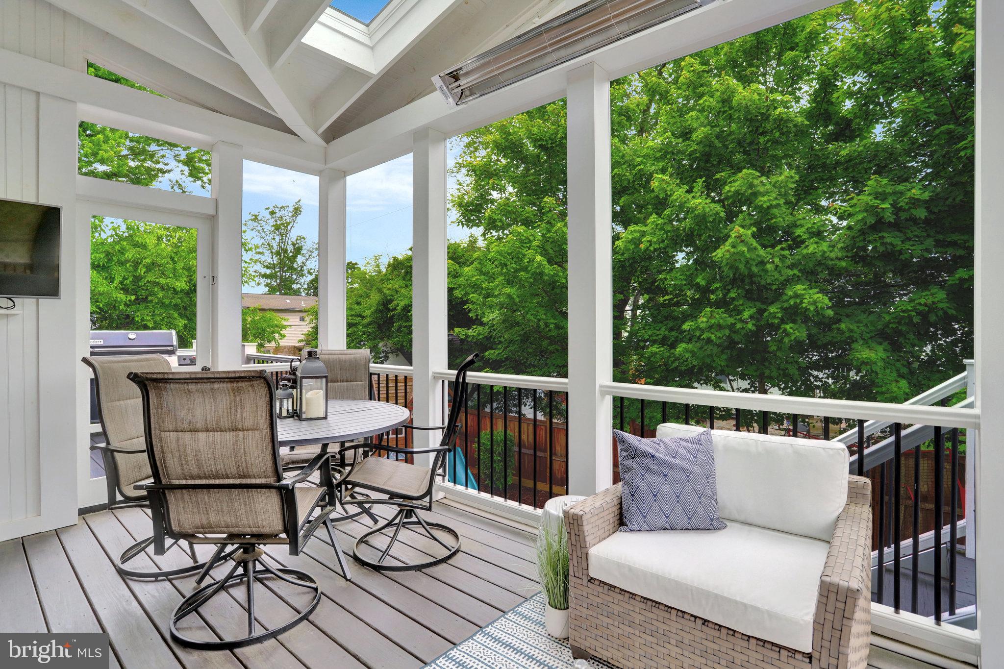 LEXINGTON VILLAGE - Residential