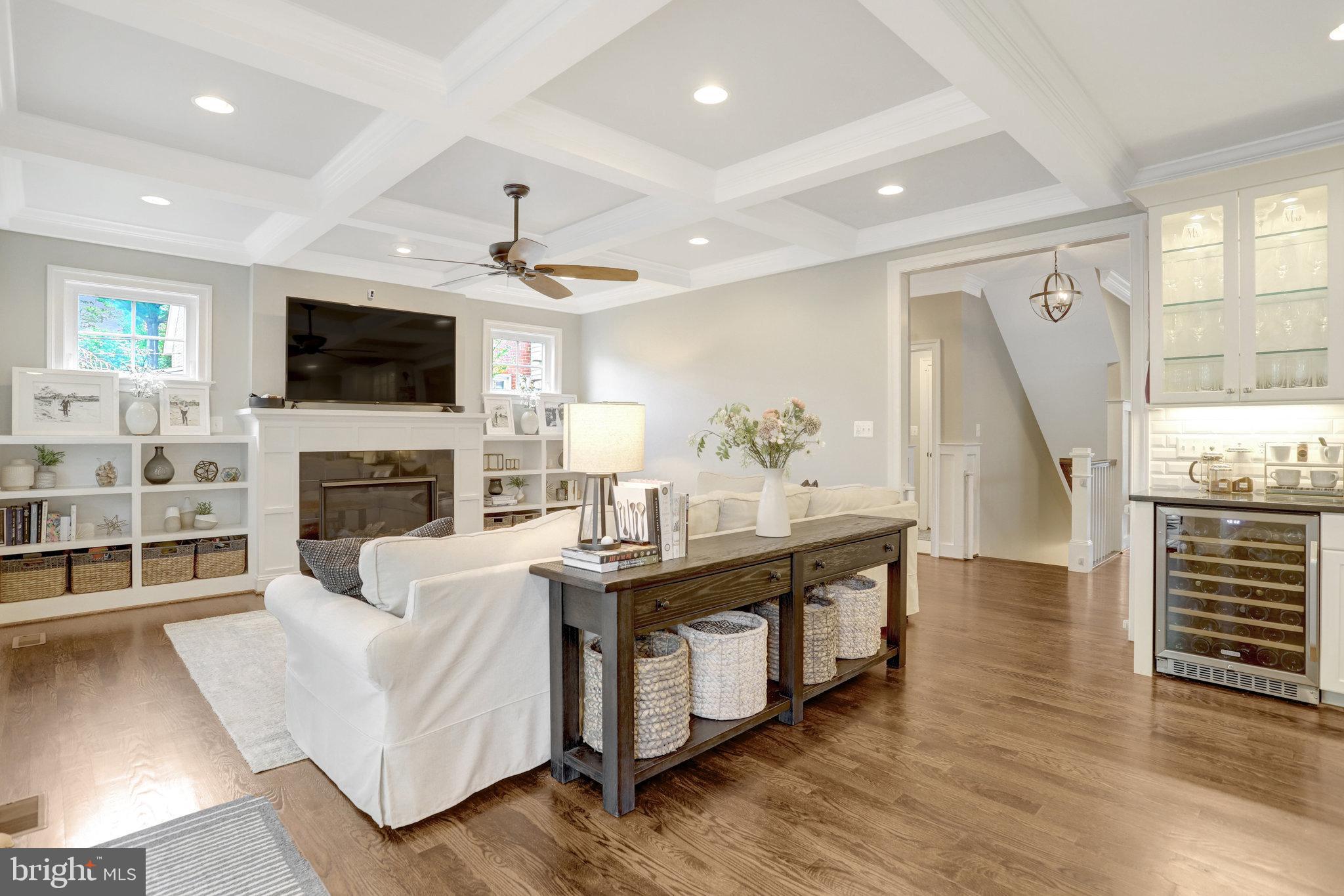 LEXINGTON VILLAGE - Residential