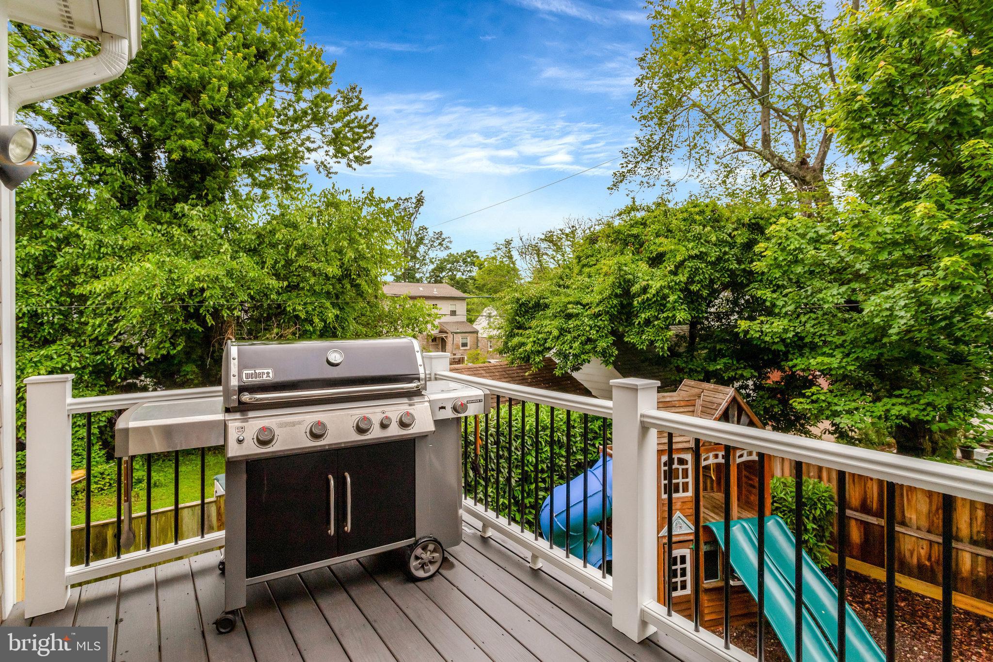 LEXINGTON VILLAGE - Residential