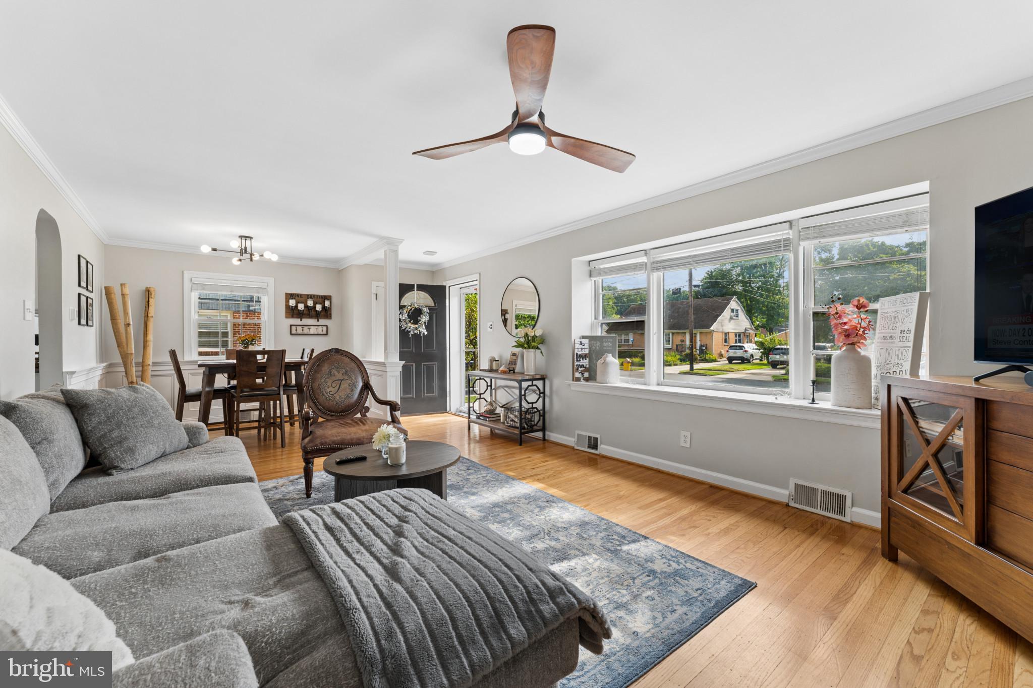 1013 OAKWOOD ROAD