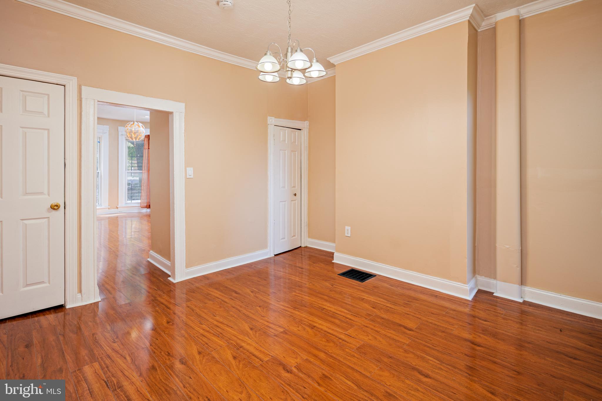 EASTERWOOD - Residential