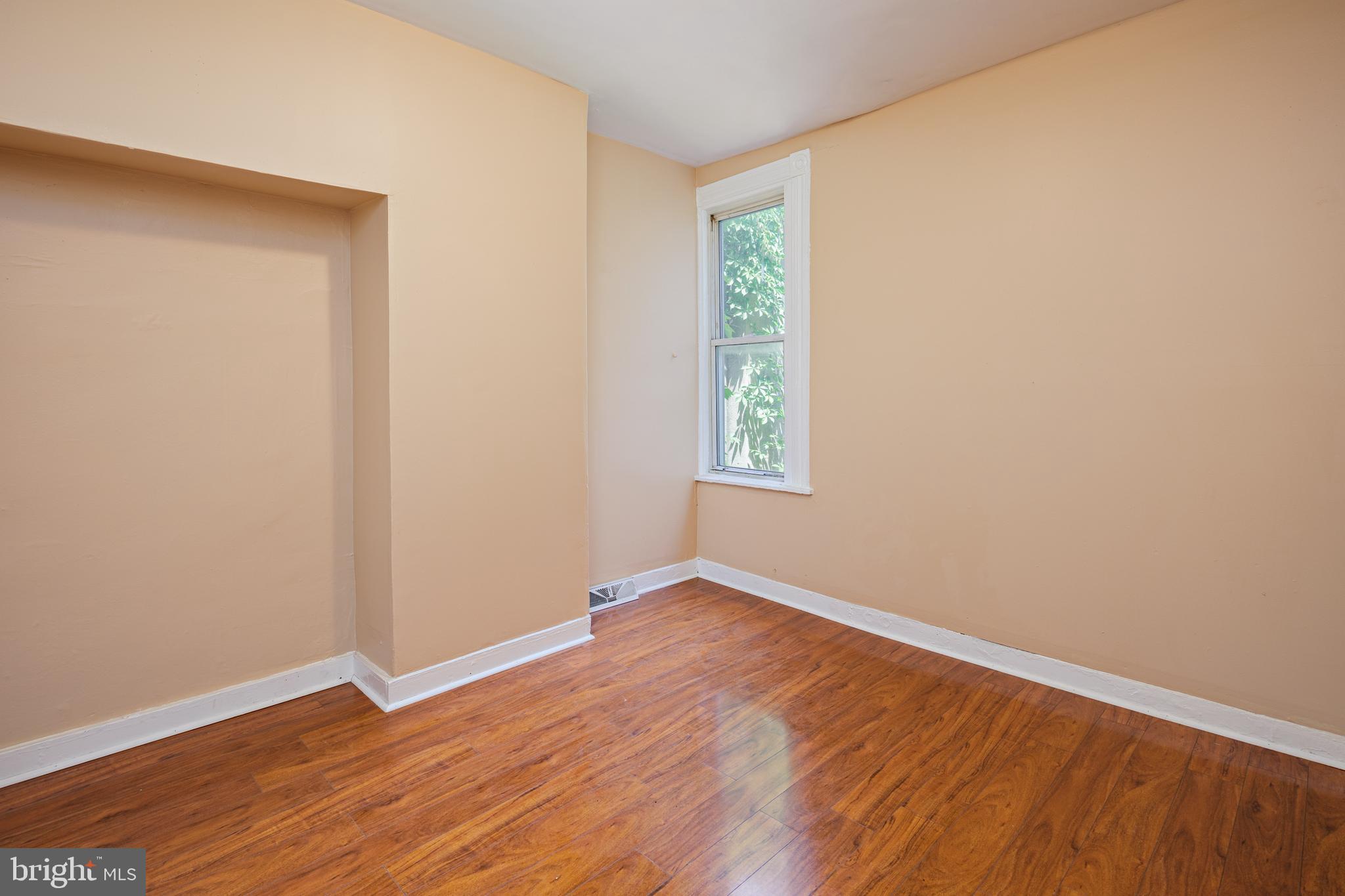 EASTERWOOD - Residential