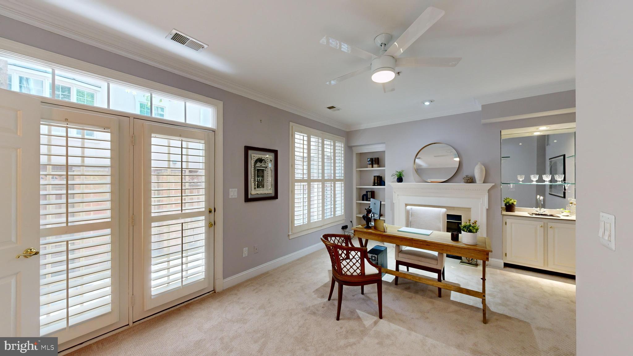 MCLEAN CREST - Residential