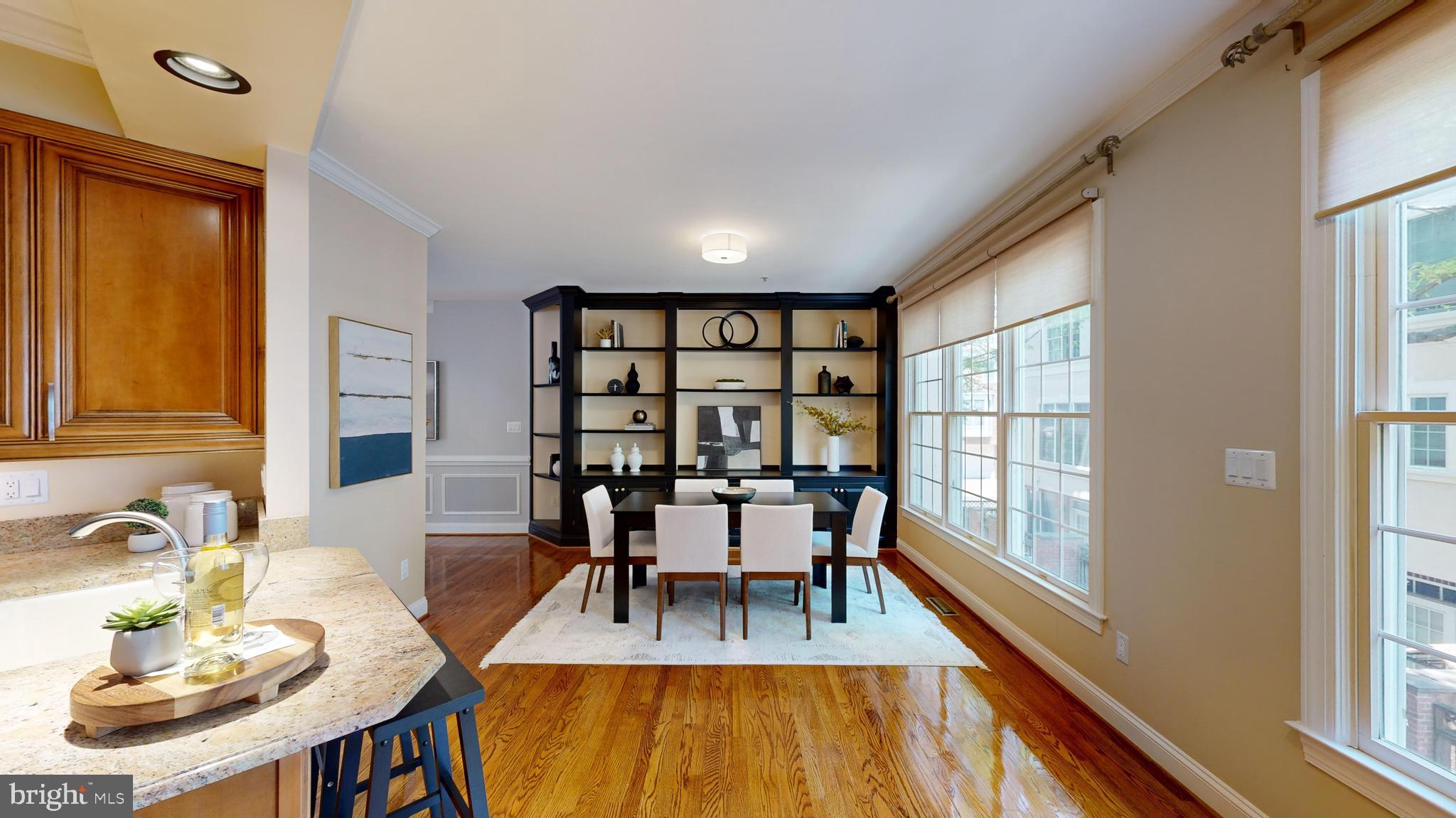 MCLEAN CREST - Residential