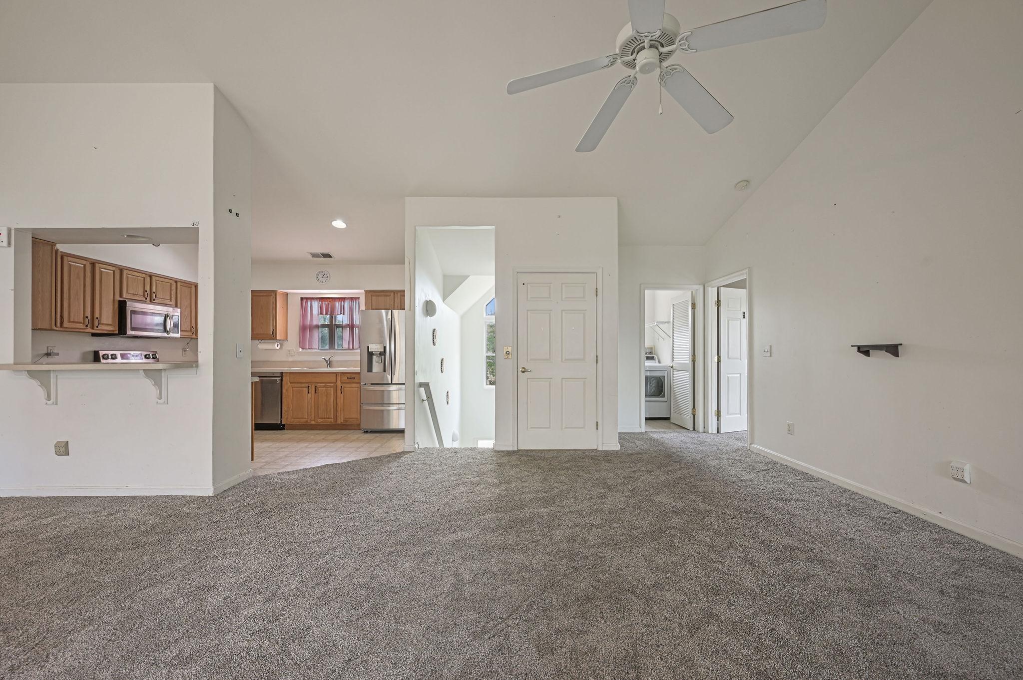 127 BARKSDALE COURT