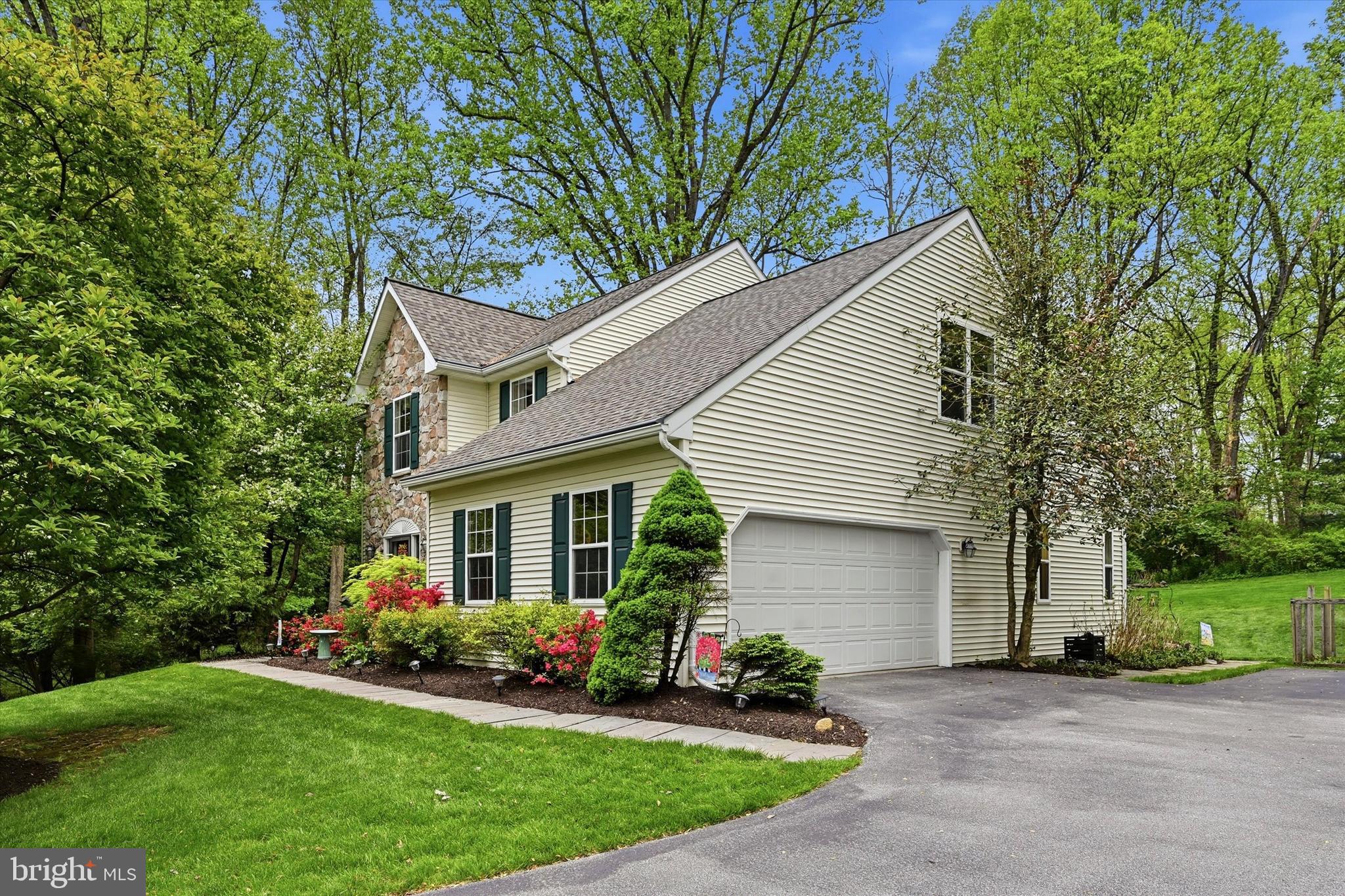 MAPLEFLOWER - Residential