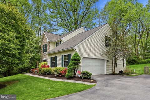 Homes For Sale - 80 Bright Summer Way<br/> GLENMOORE, PA 19343
