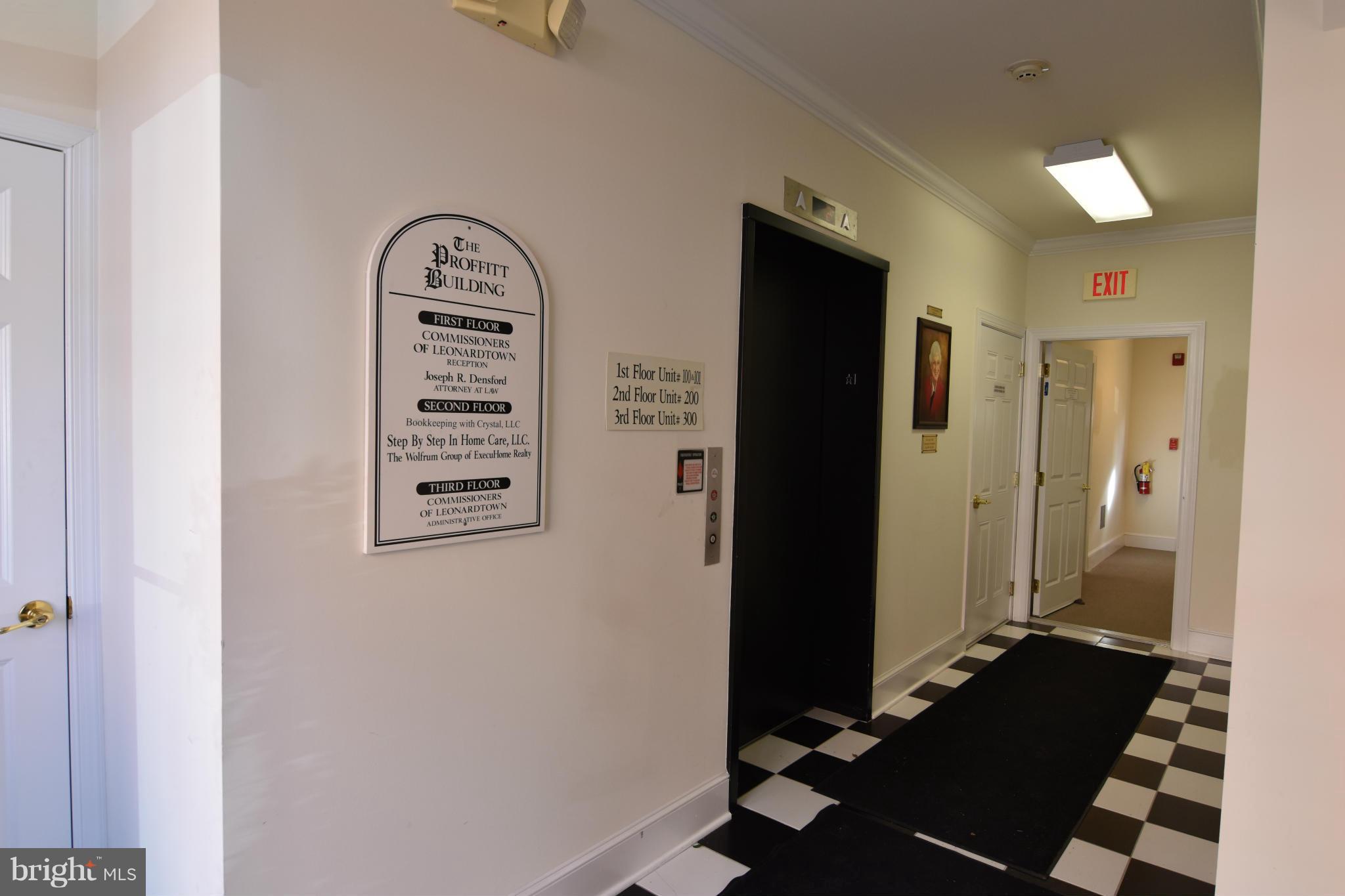 PROFFITT BLDG CONDO - Commercial Lease