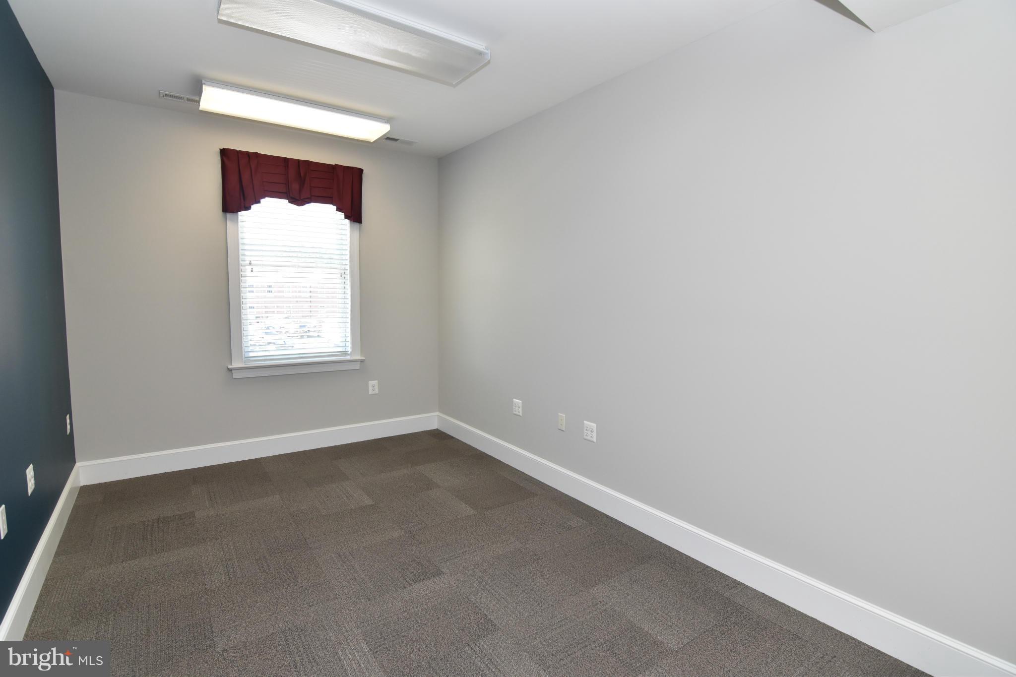 PROFFITT BLDG CONDO - Commercial Lease